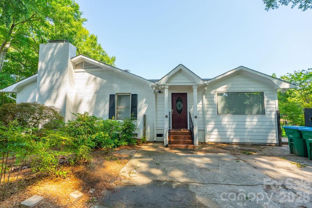 9032 Boyd Drive Property Photo 5