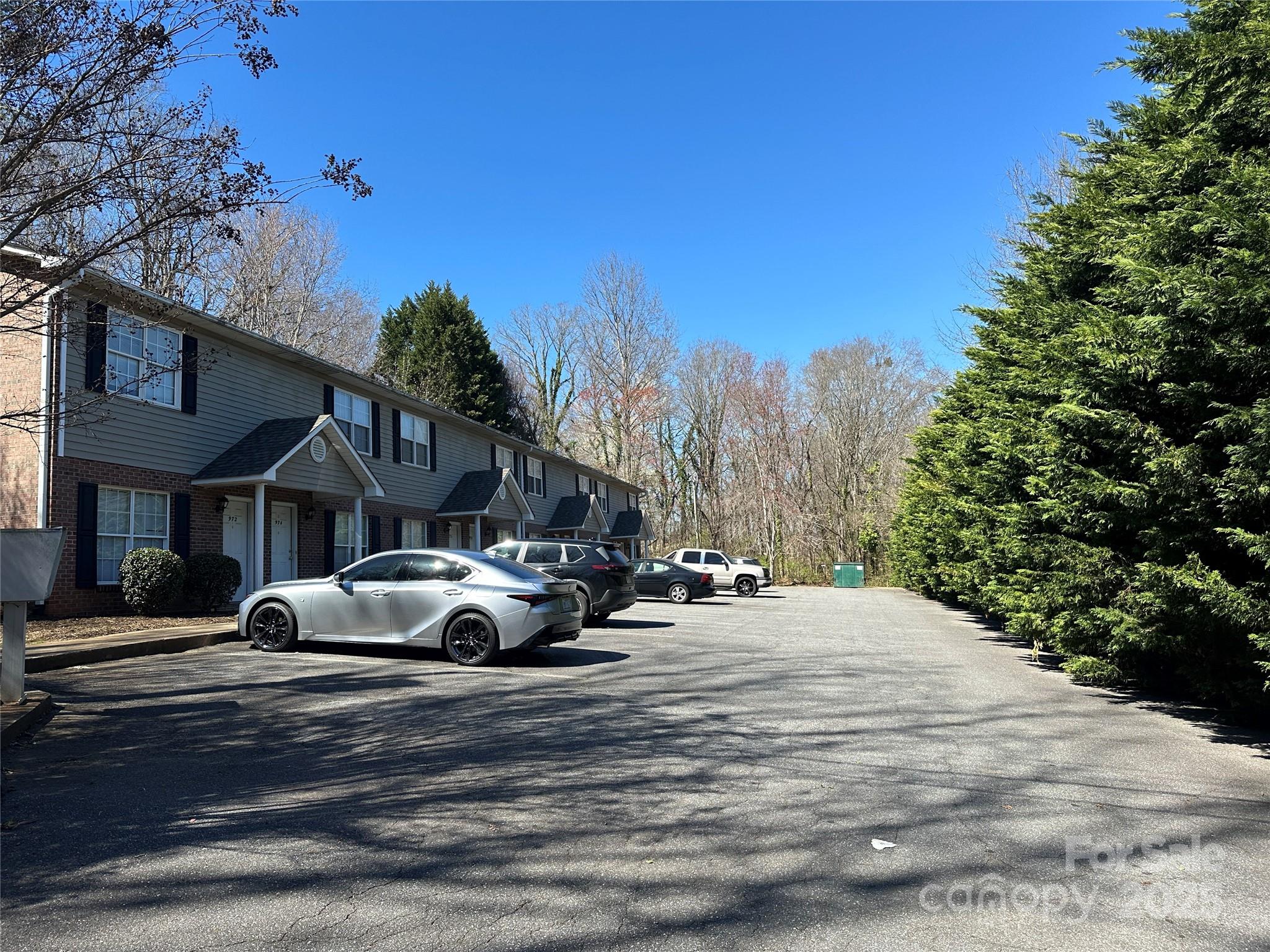 972 Nw 8th Avenue Property Photo 1