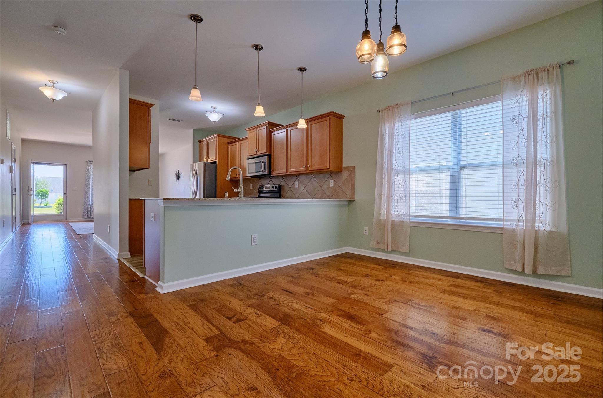 5176 Crystal Lakes Drive Property Photo 12