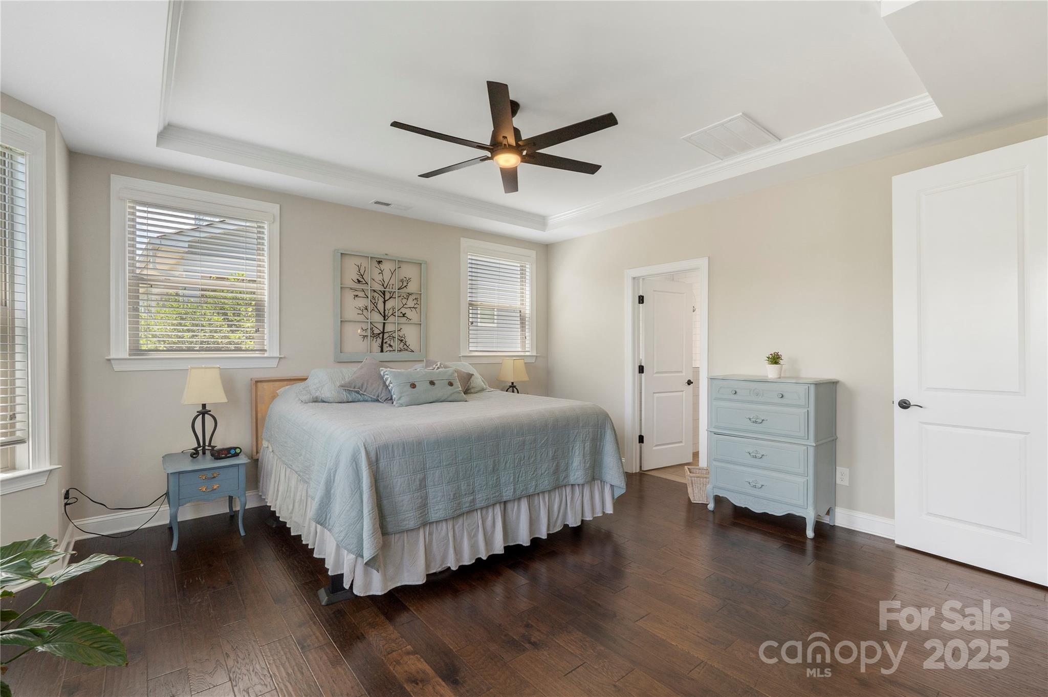 14914 Marymont Avenue Property Photo 20