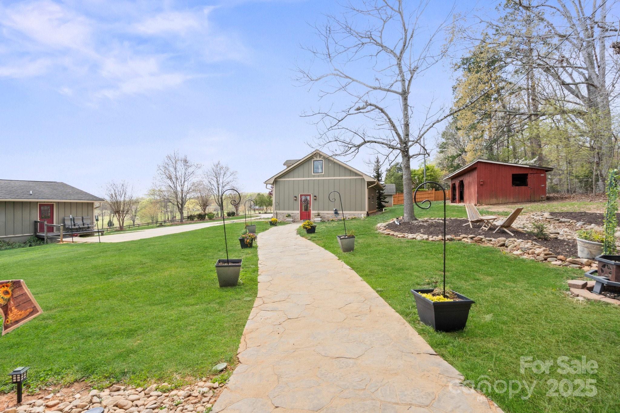 1620 London Road Property Photo 17