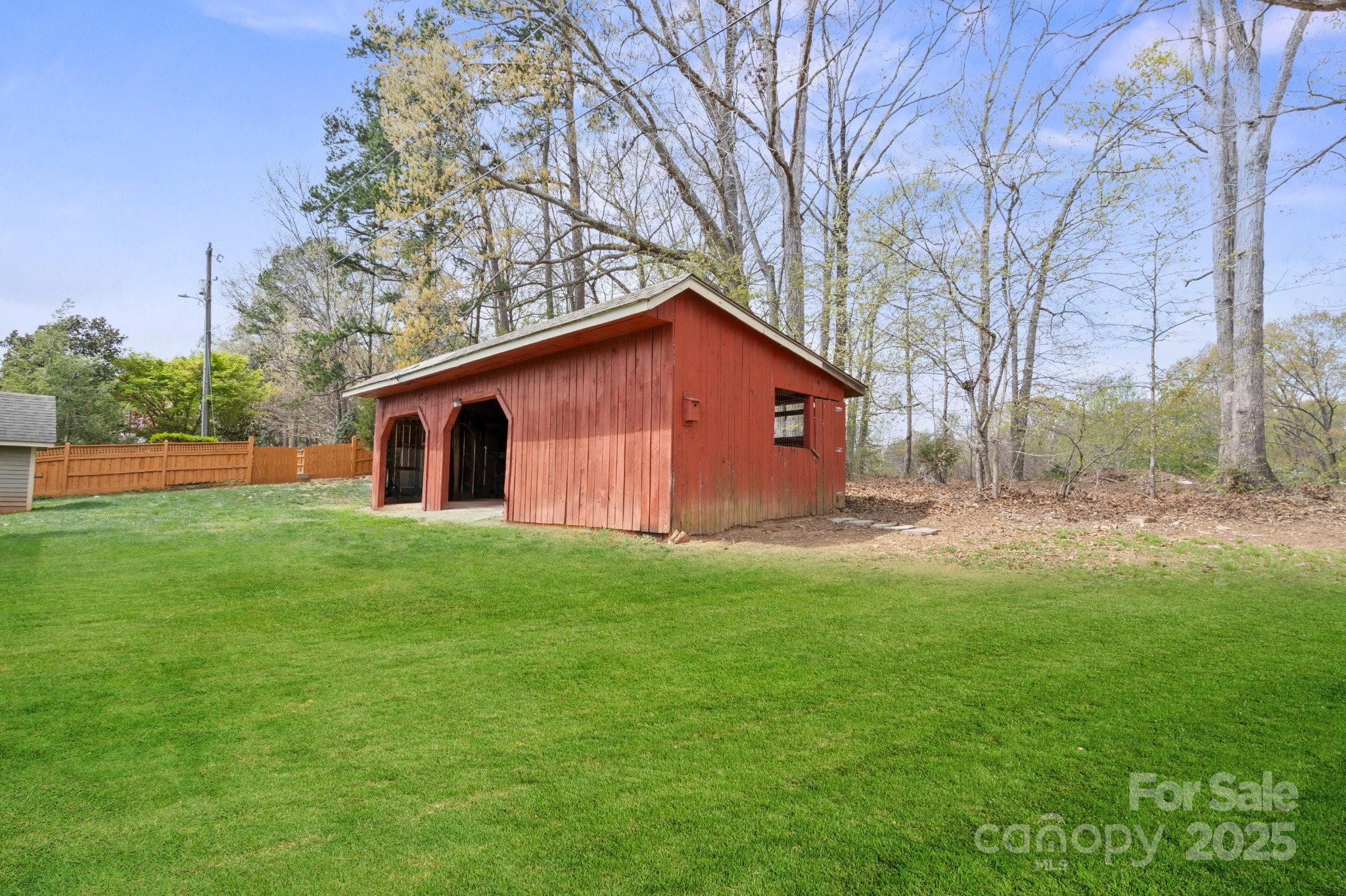 1620 London Road Property Photo 23