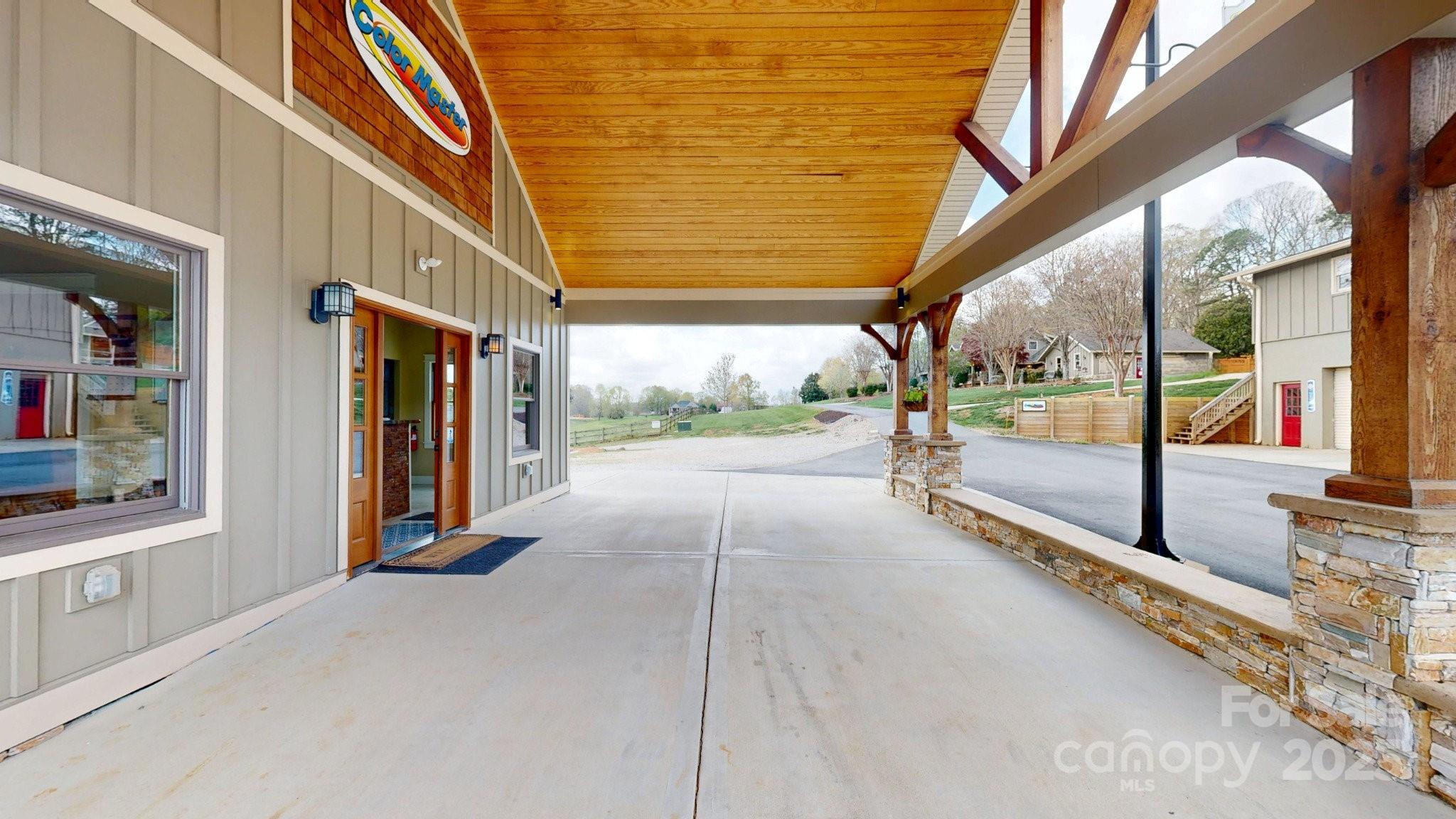 1620 London Road Property Photo 26