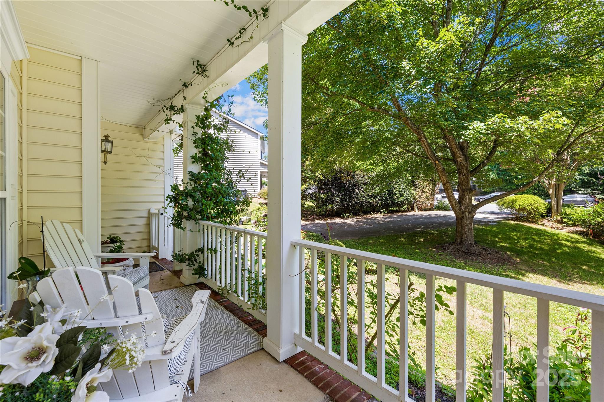 8682 Brook Glen Lane Property Photo 7