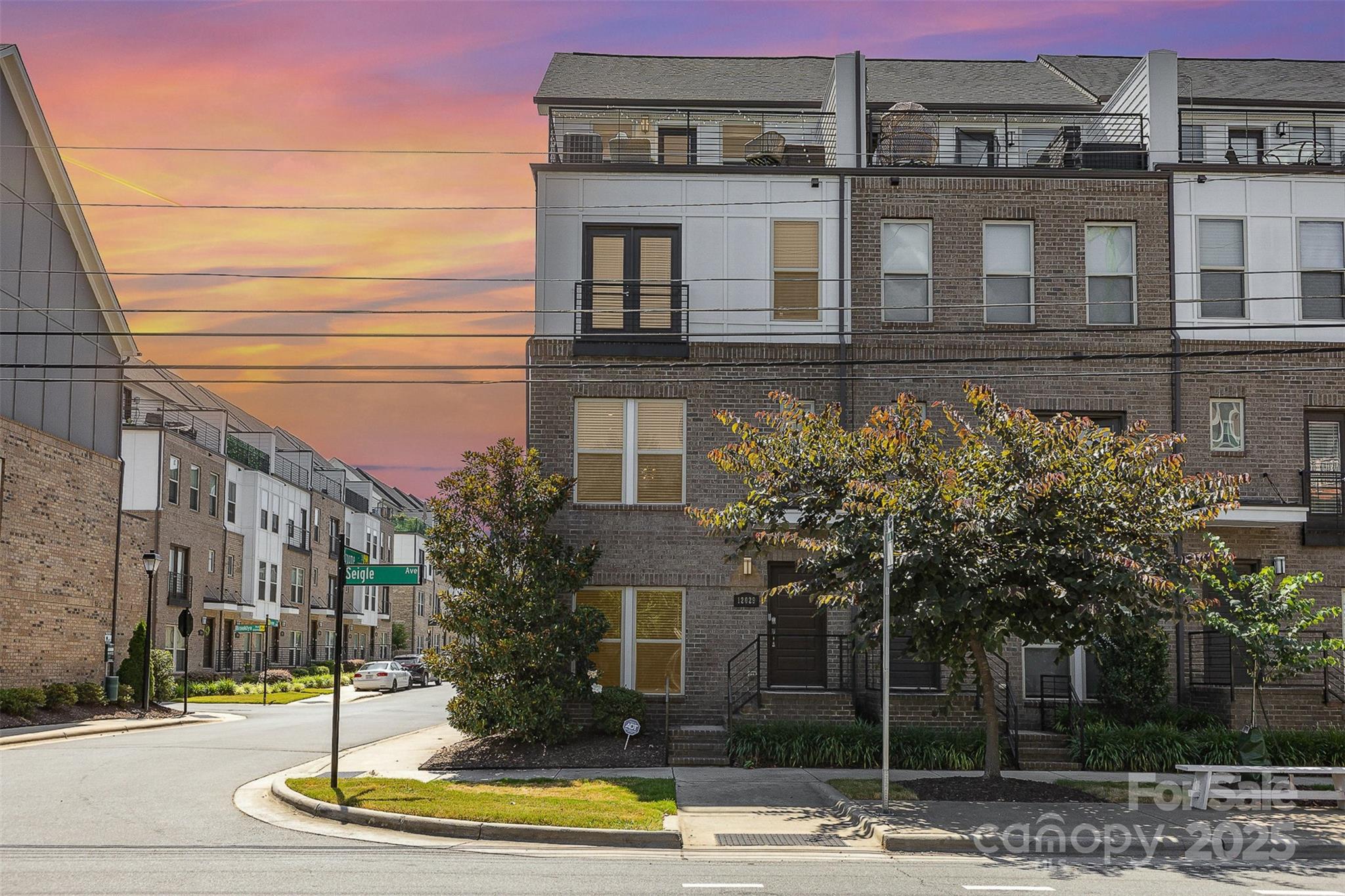 12029 Brooklyn Avenue Property Photo 1