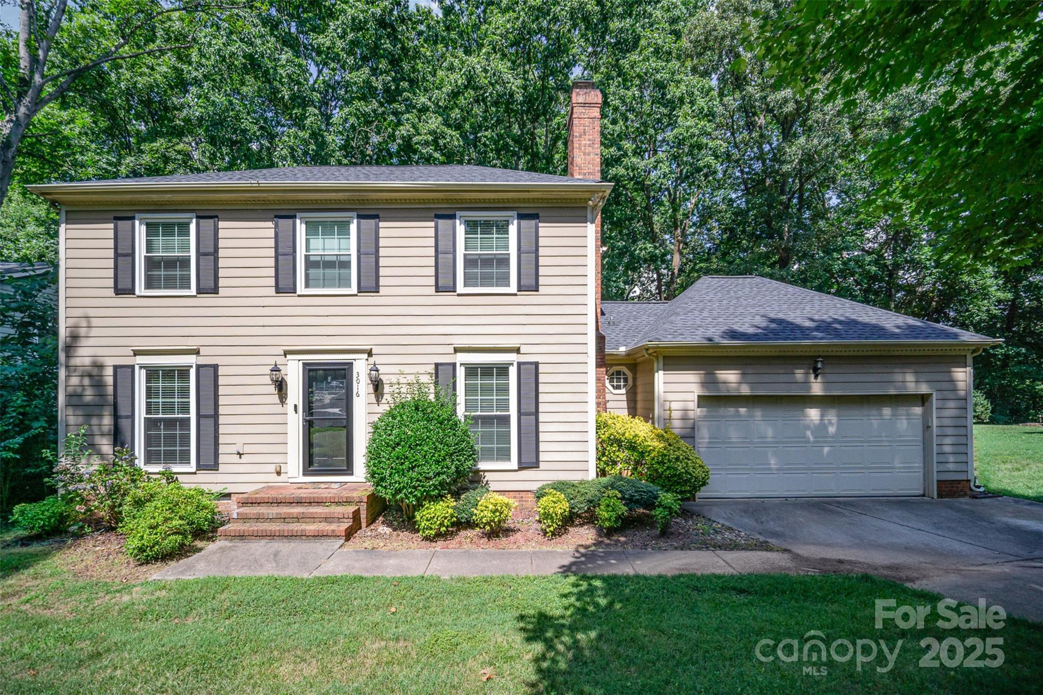3016 Heathcroft Court Property Photo 1