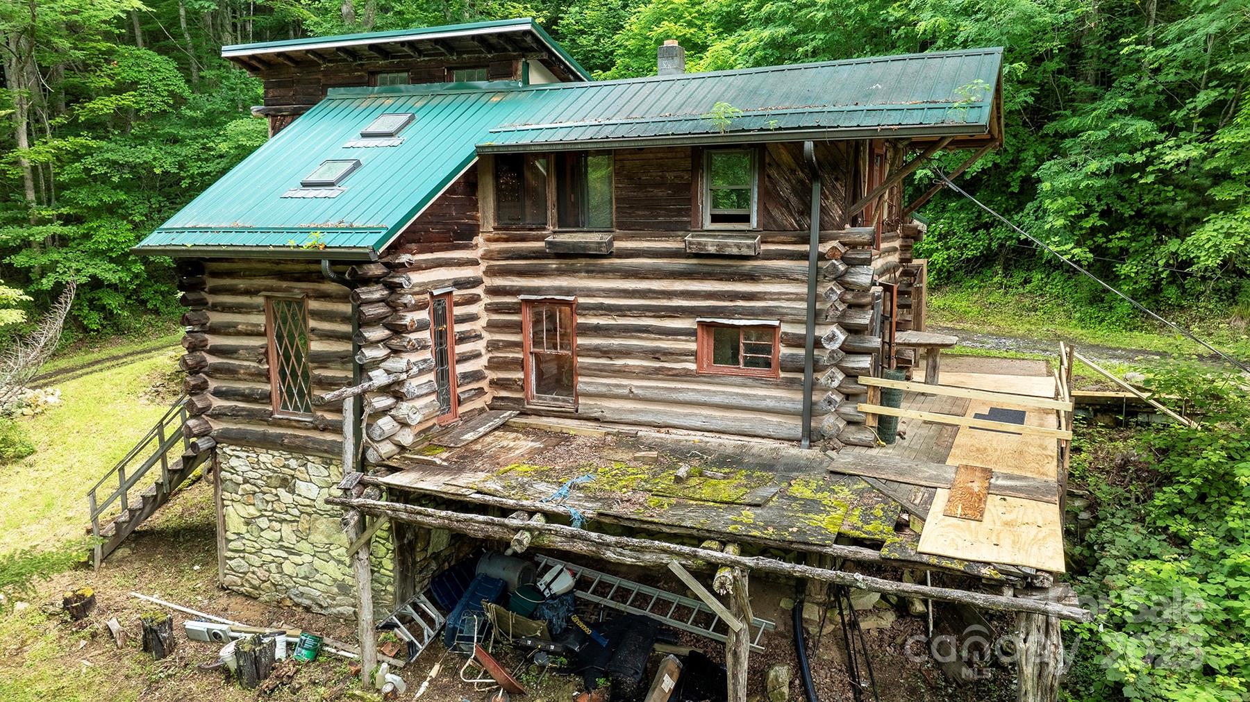 1710 Roaring Fork Road Property Photo 8