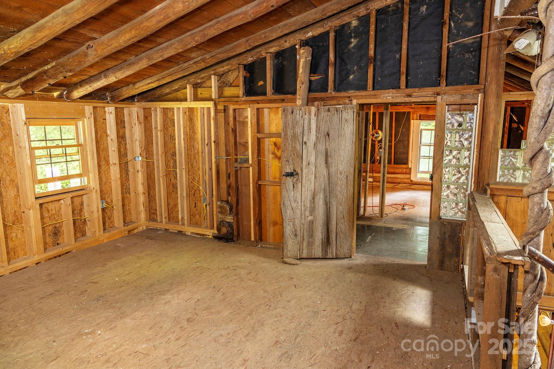 1710 Roaring Fork Road Property Photo 11