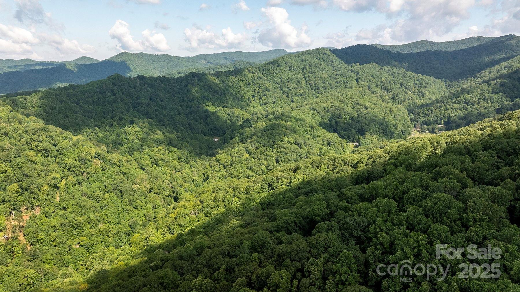1710 Roaring Fork Road Property Photo 12