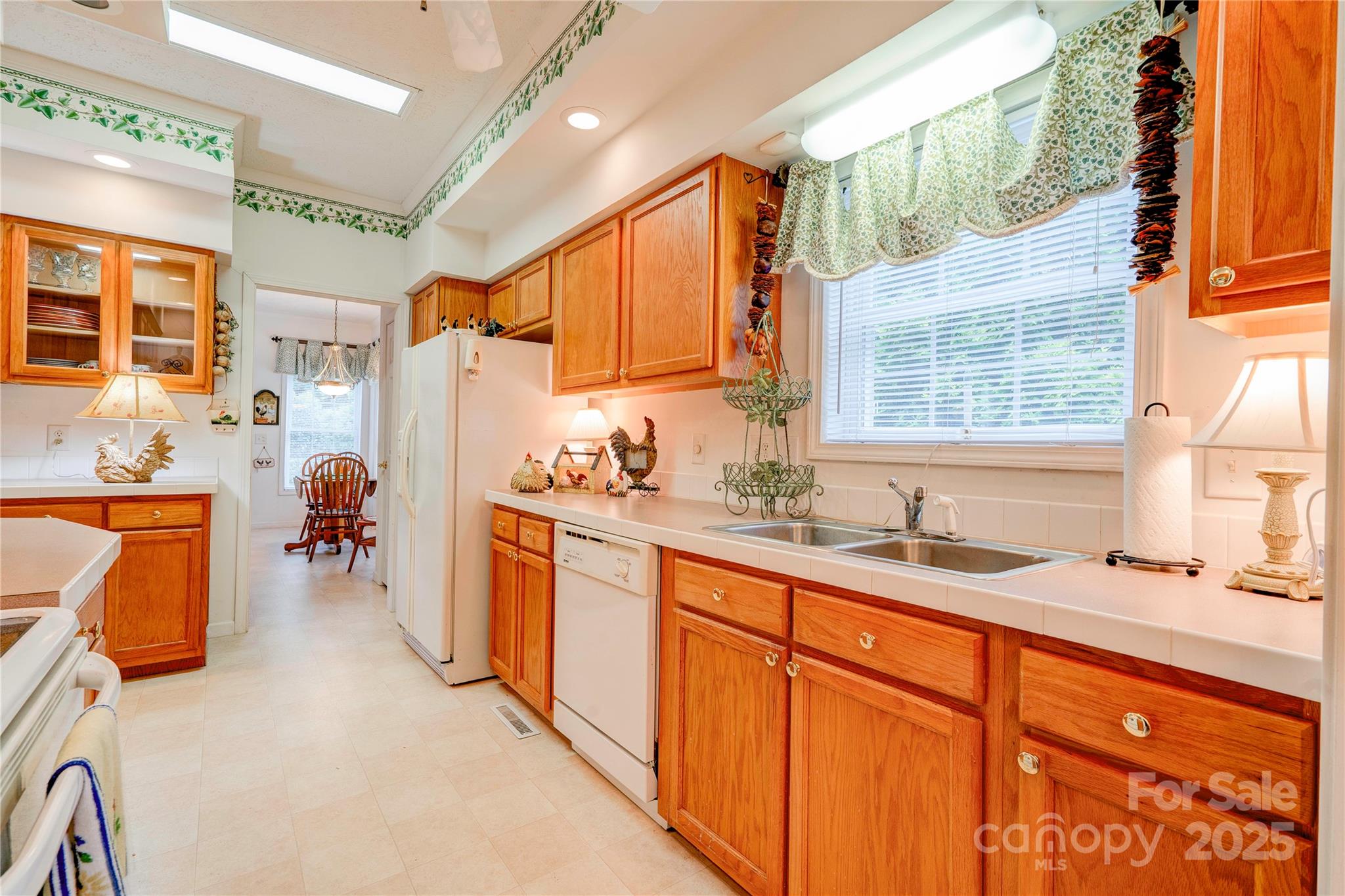 2606 Greenville Highway Property Photo 7