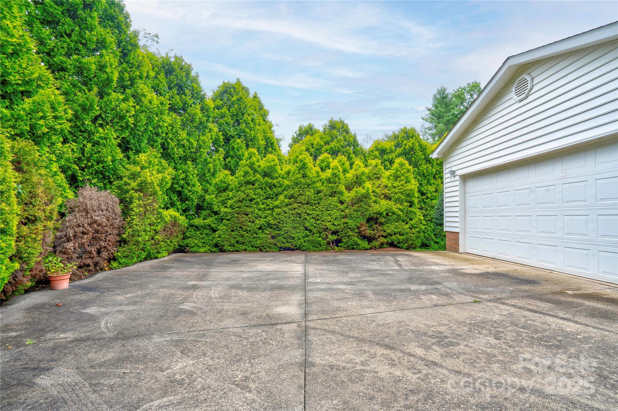 2606 Greenville Highway Property Photo 43