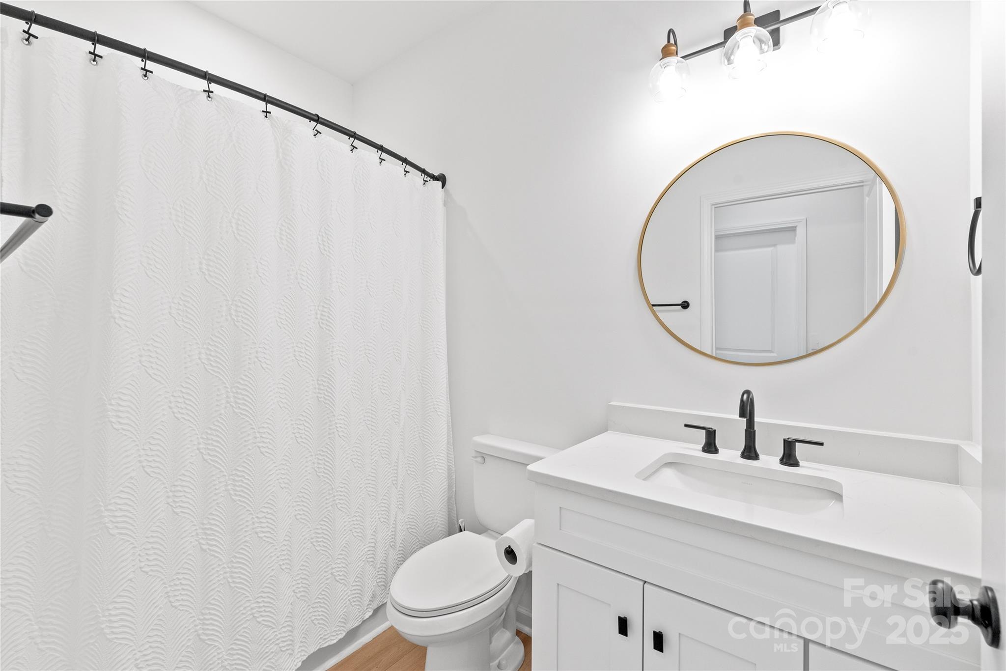 1212 Mason Way Property Photo 22