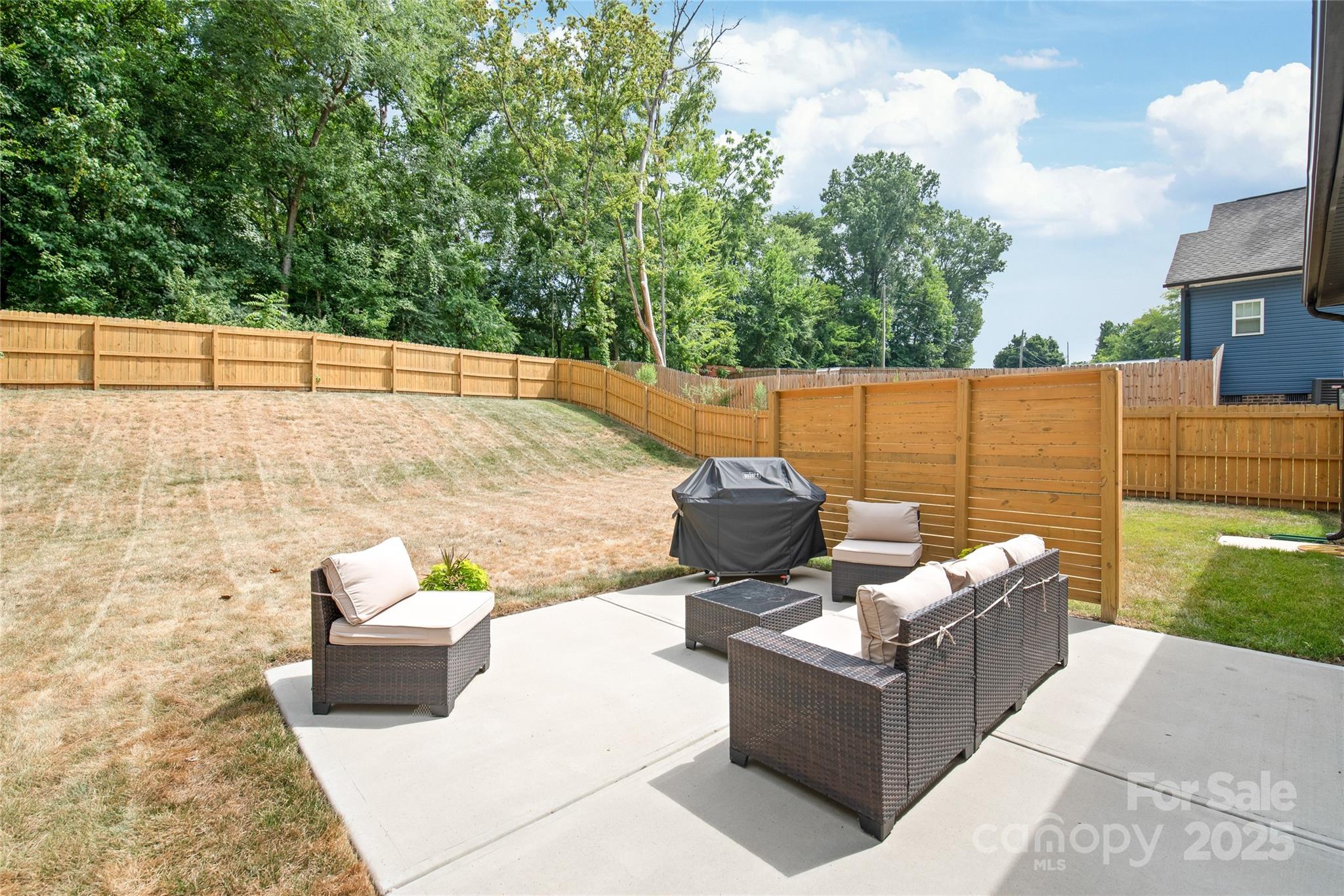 1212 Mason Way Property Photo 27