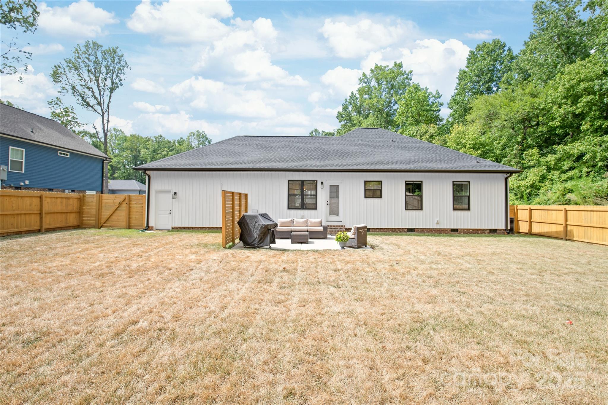 1212 Mason Way Property Photo 30
