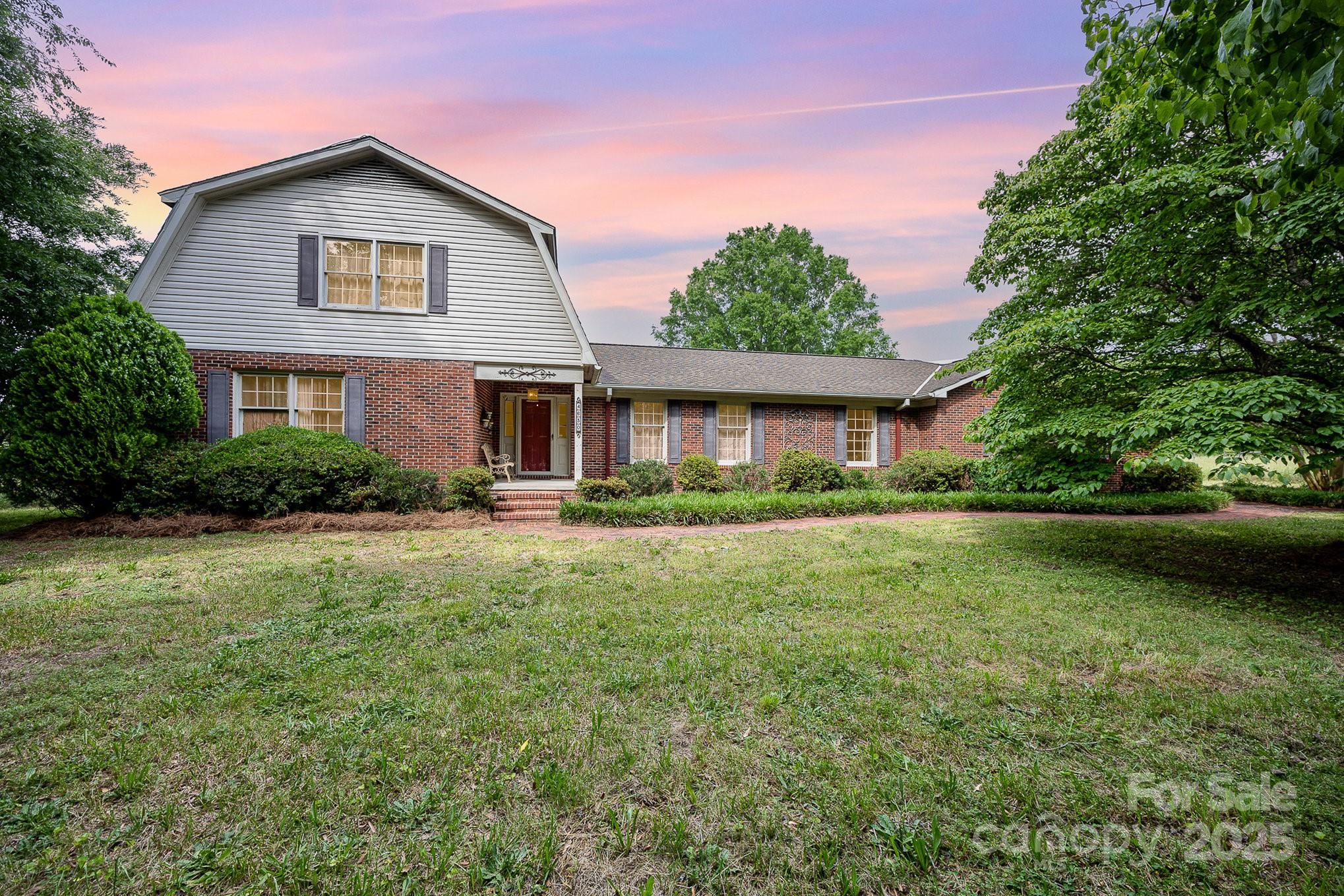 4630 Woodleaf Road Property Photo