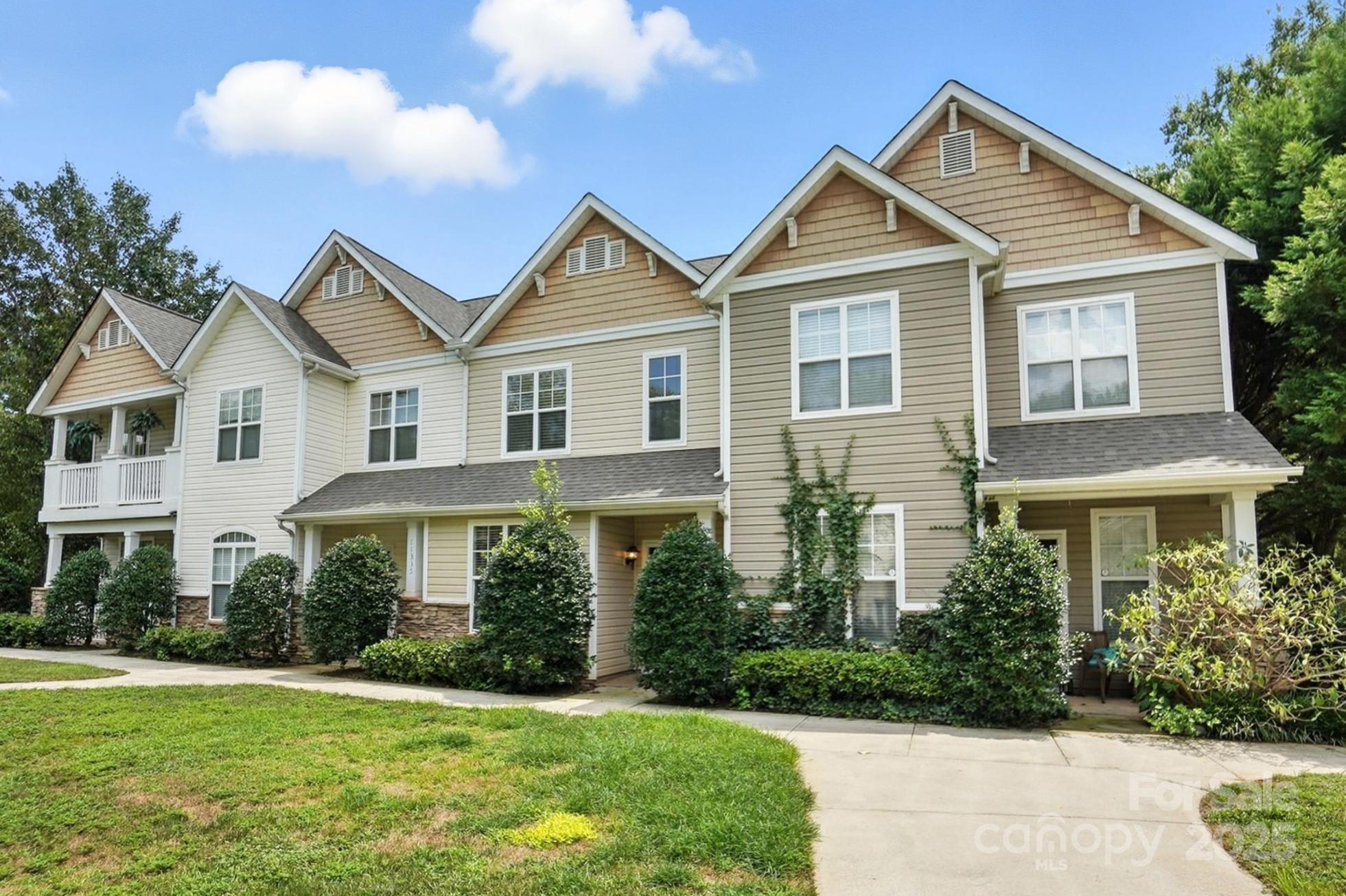 11331 Dundarrach Lane Property Photo 3