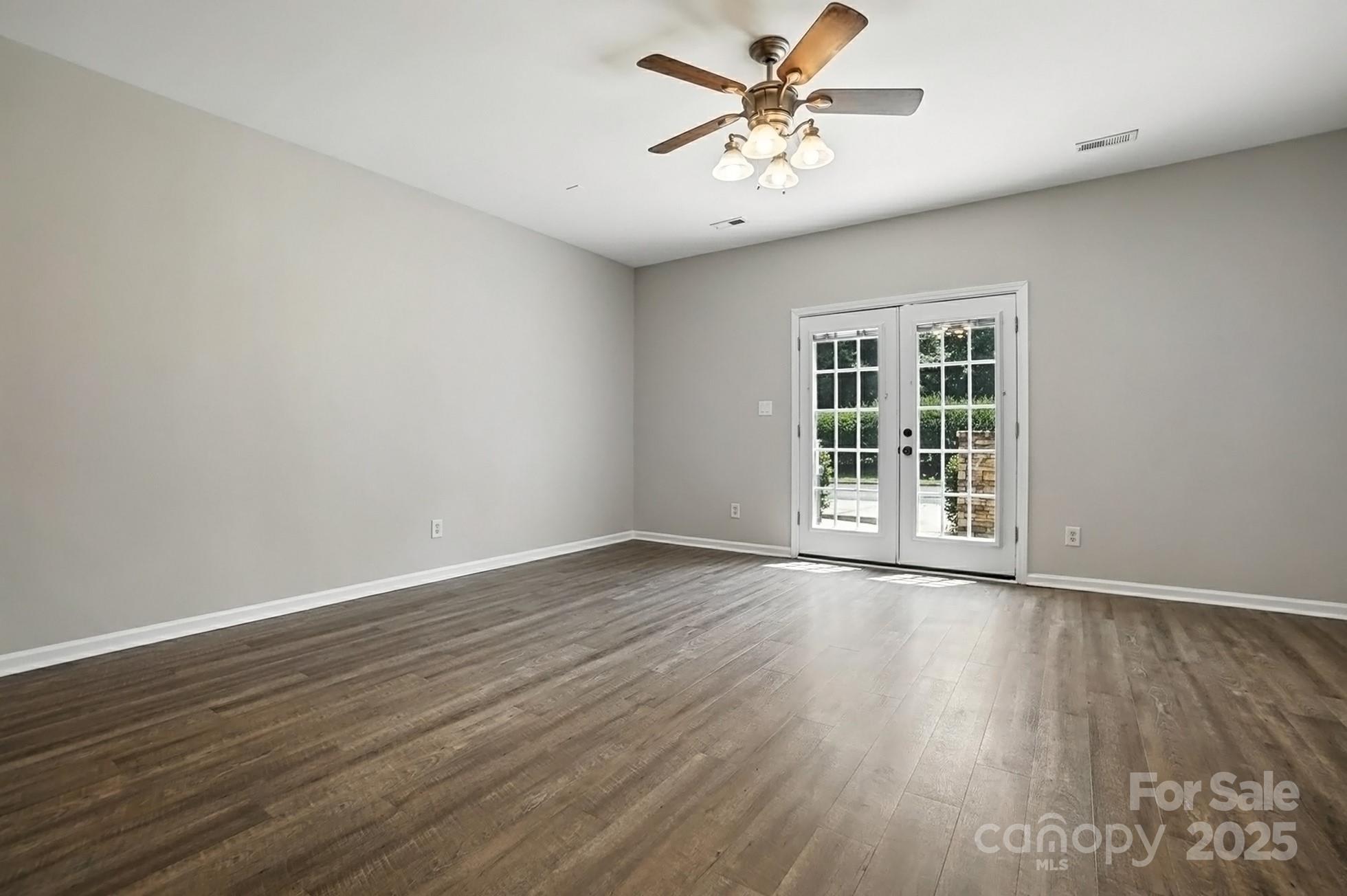 11331 Dundarrach Lane Property Photo 6