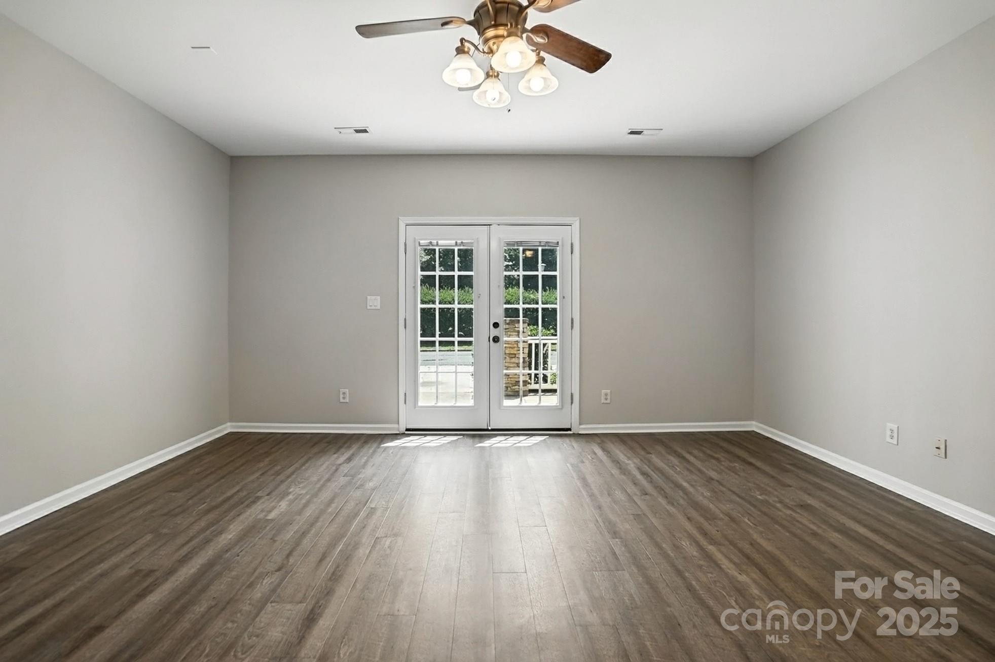 11331 Dundarrach Lane Property Photo 10