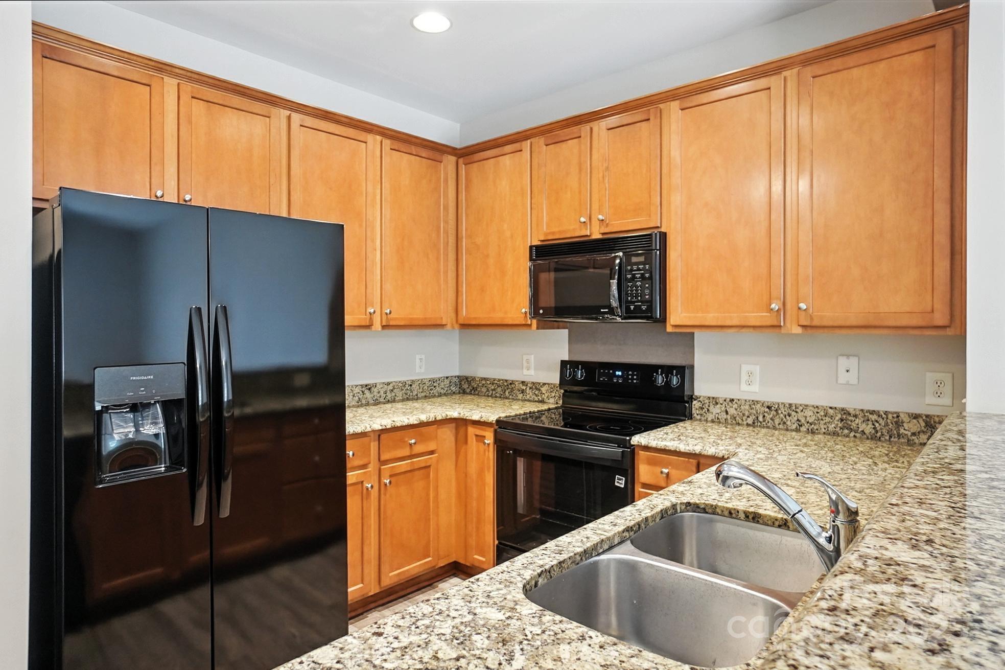 11331 Dundarrach Lane Property Photo 12