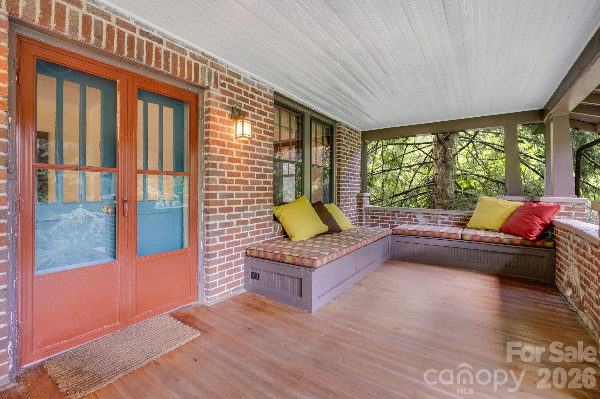 257 Henderson Drive Property Photo 6