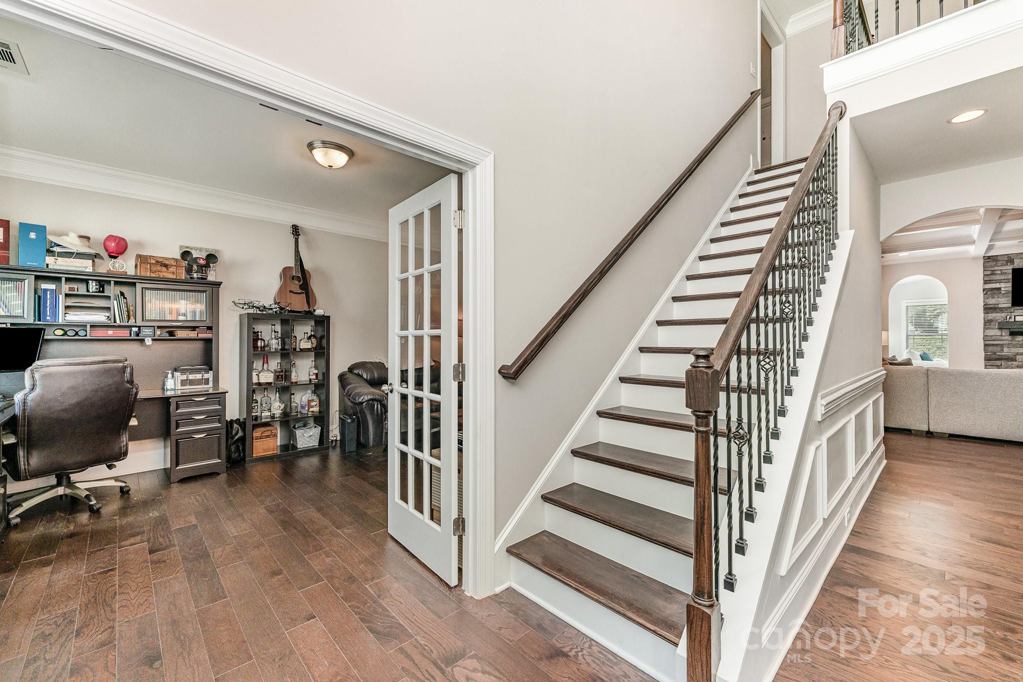 4332 Ireland Way Property Photo 8