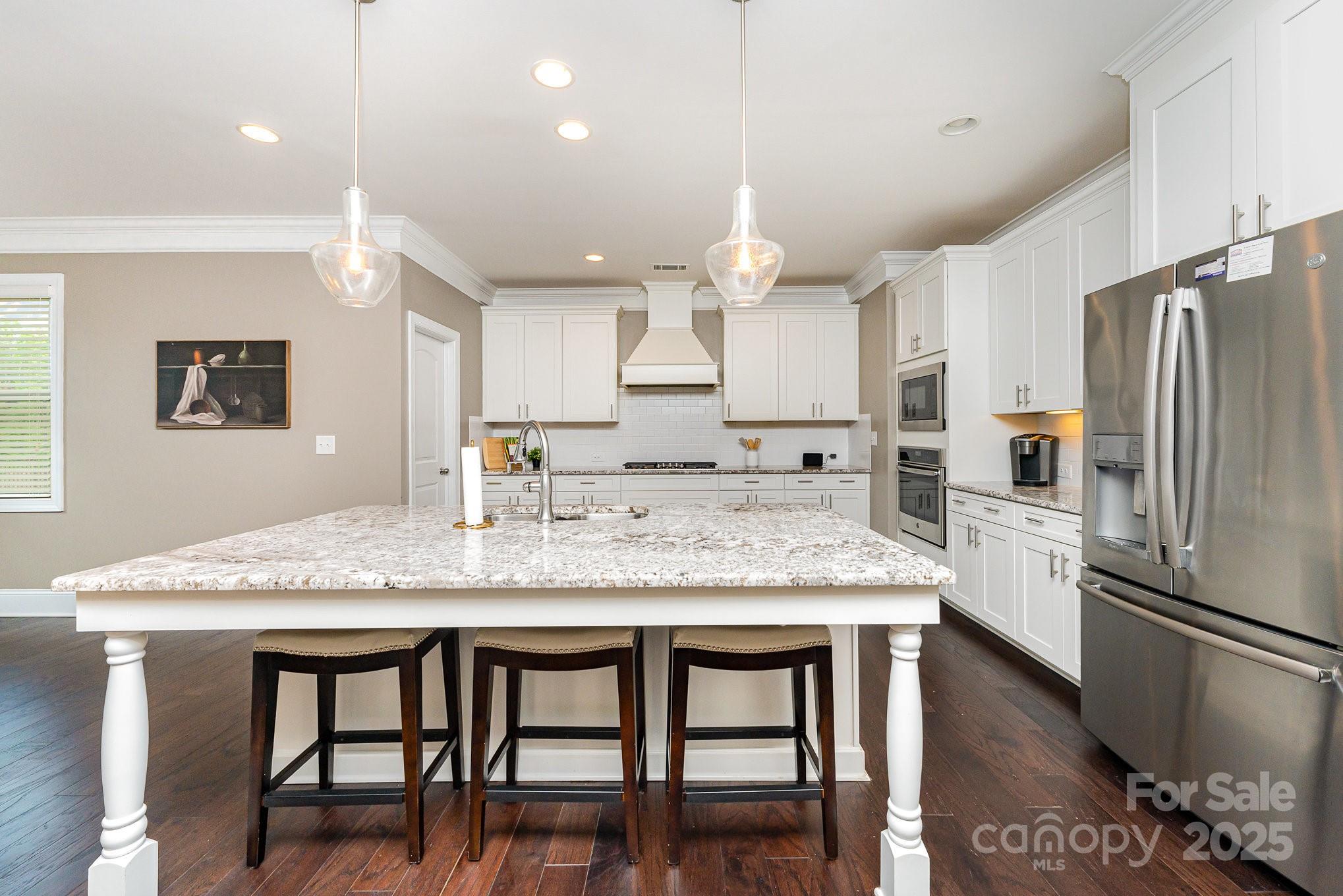 4332 Ireland Way Property Photo 10