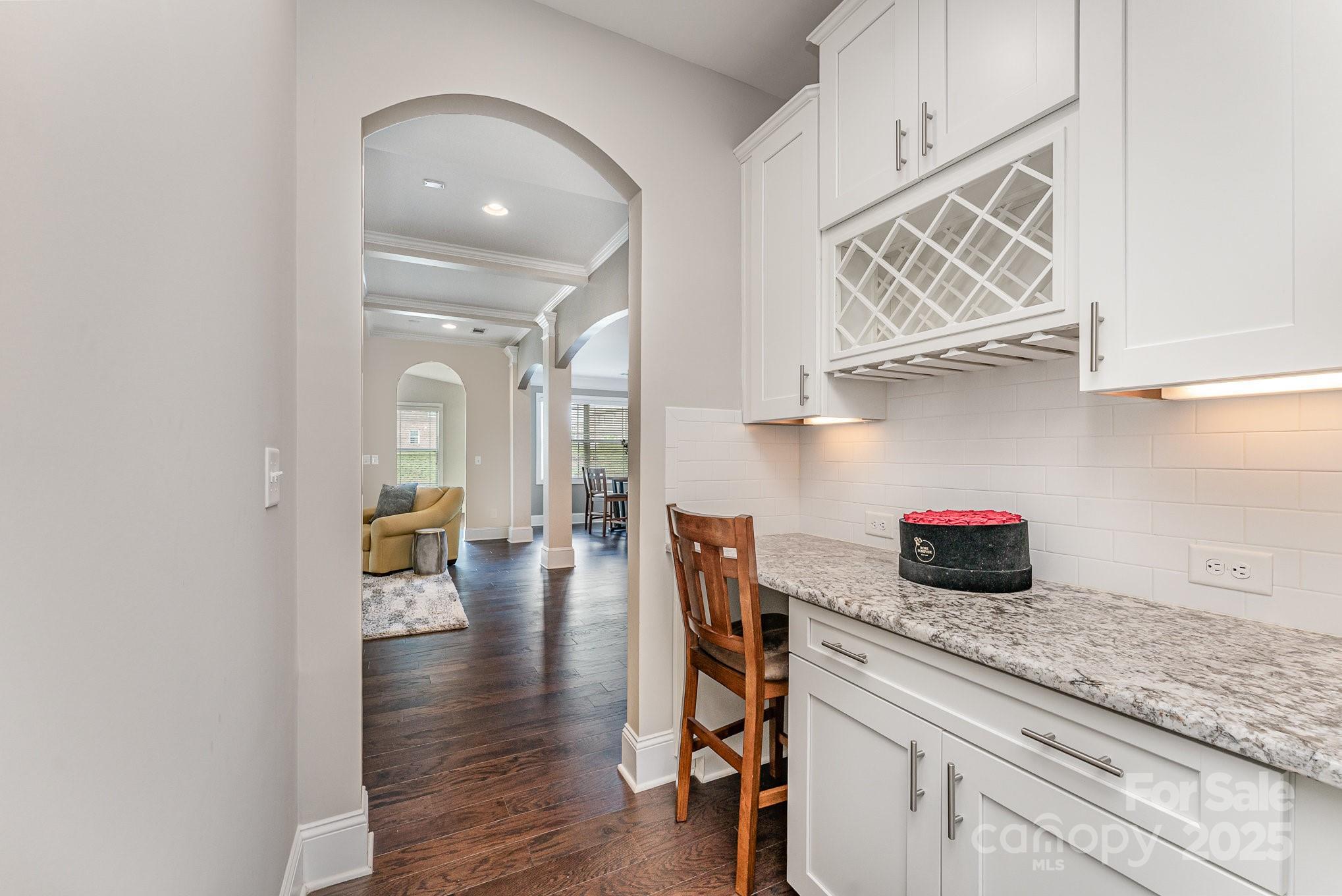 4332 Ireland Way Property Photo 13