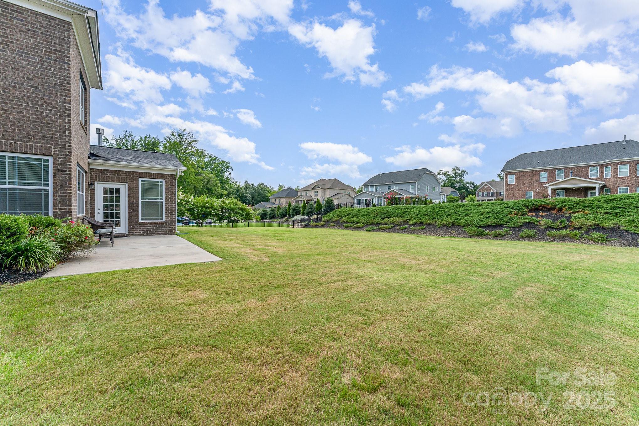 4332 Ireland Way Property Photo 37