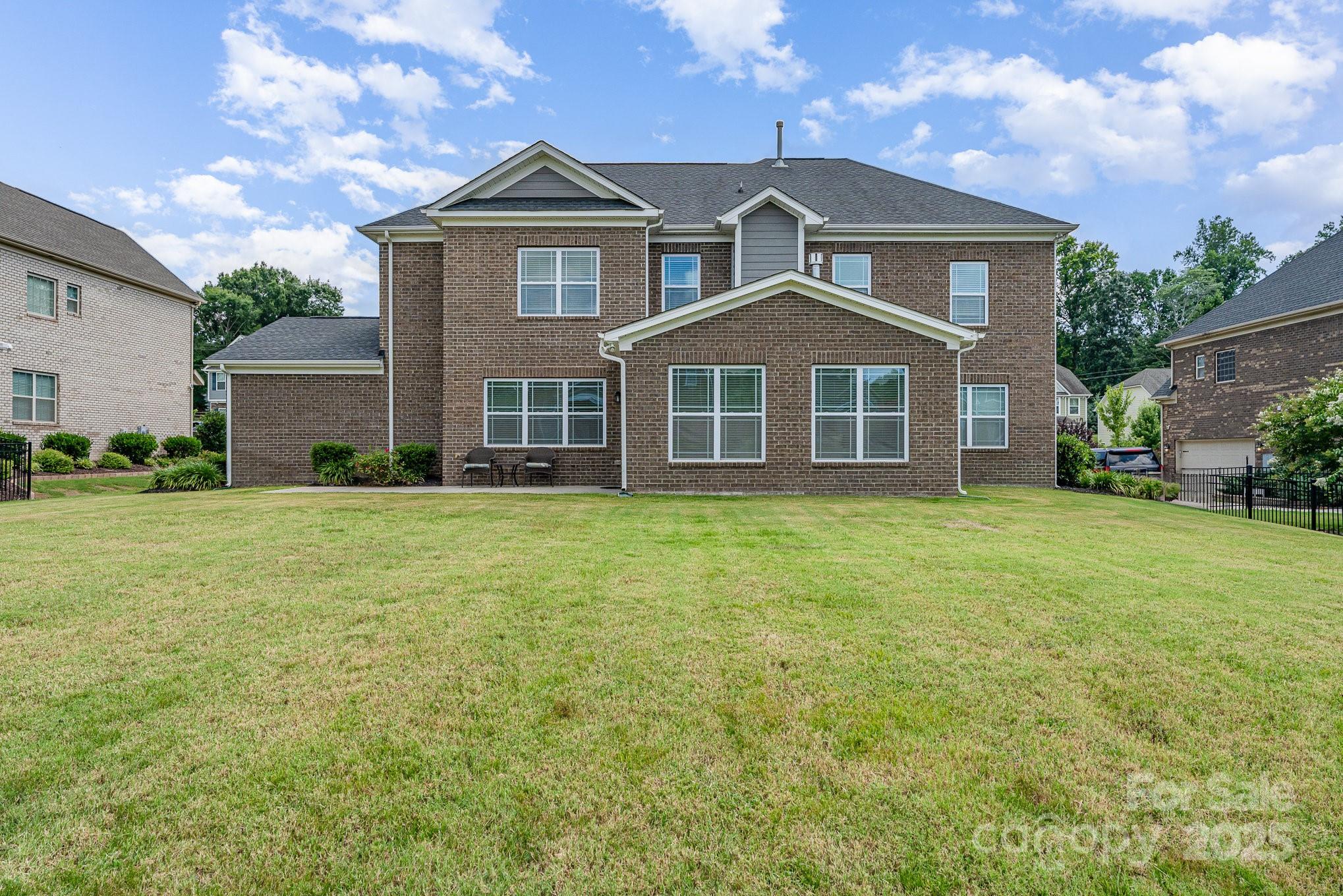 4332 Ireland Way Property Photo 39