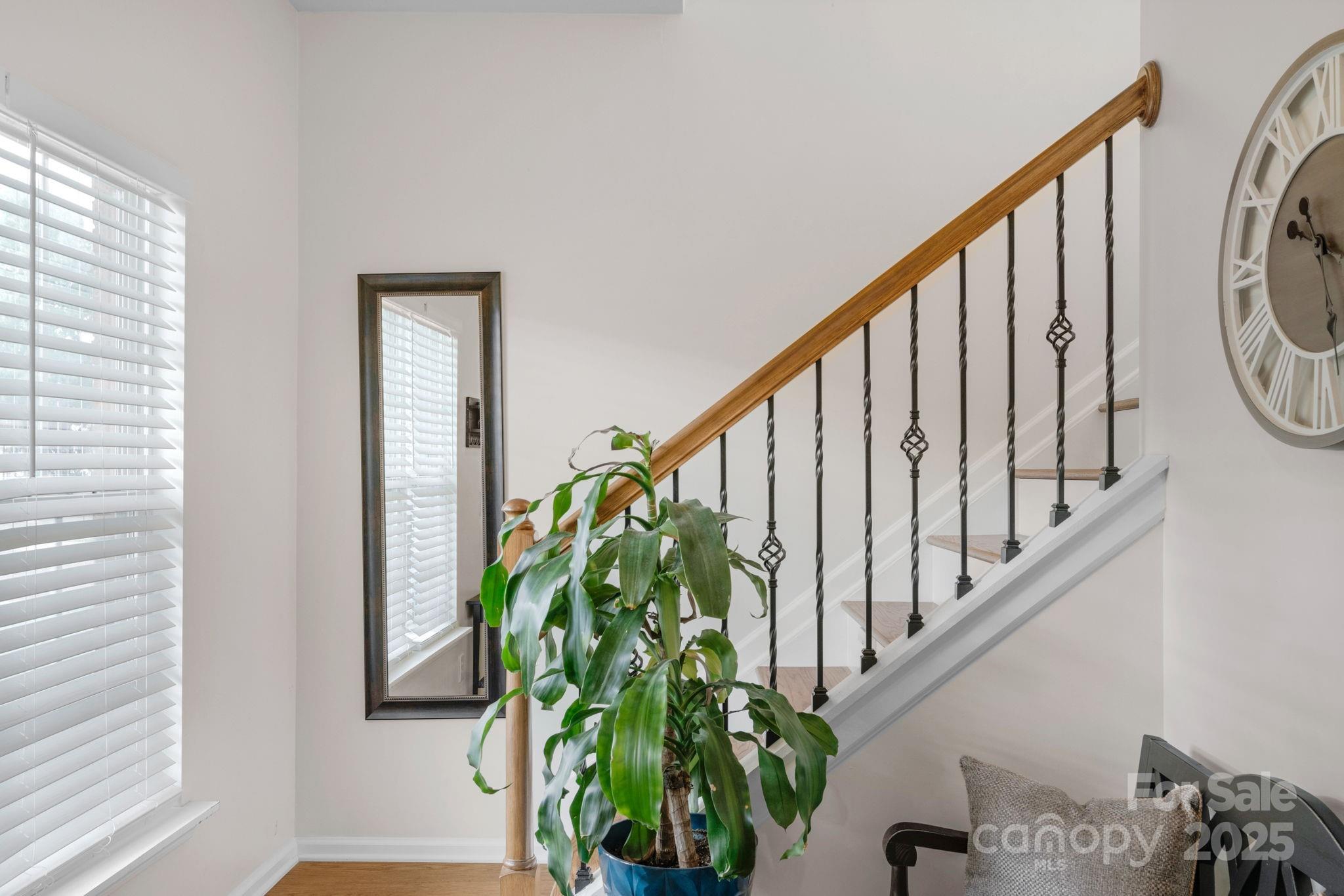 107 Azteca Drive Property Photo 8