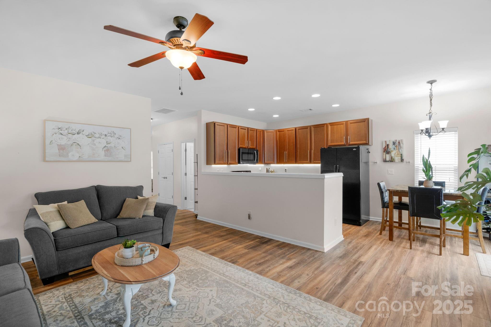 107 Azteca Drive Property Photo 16