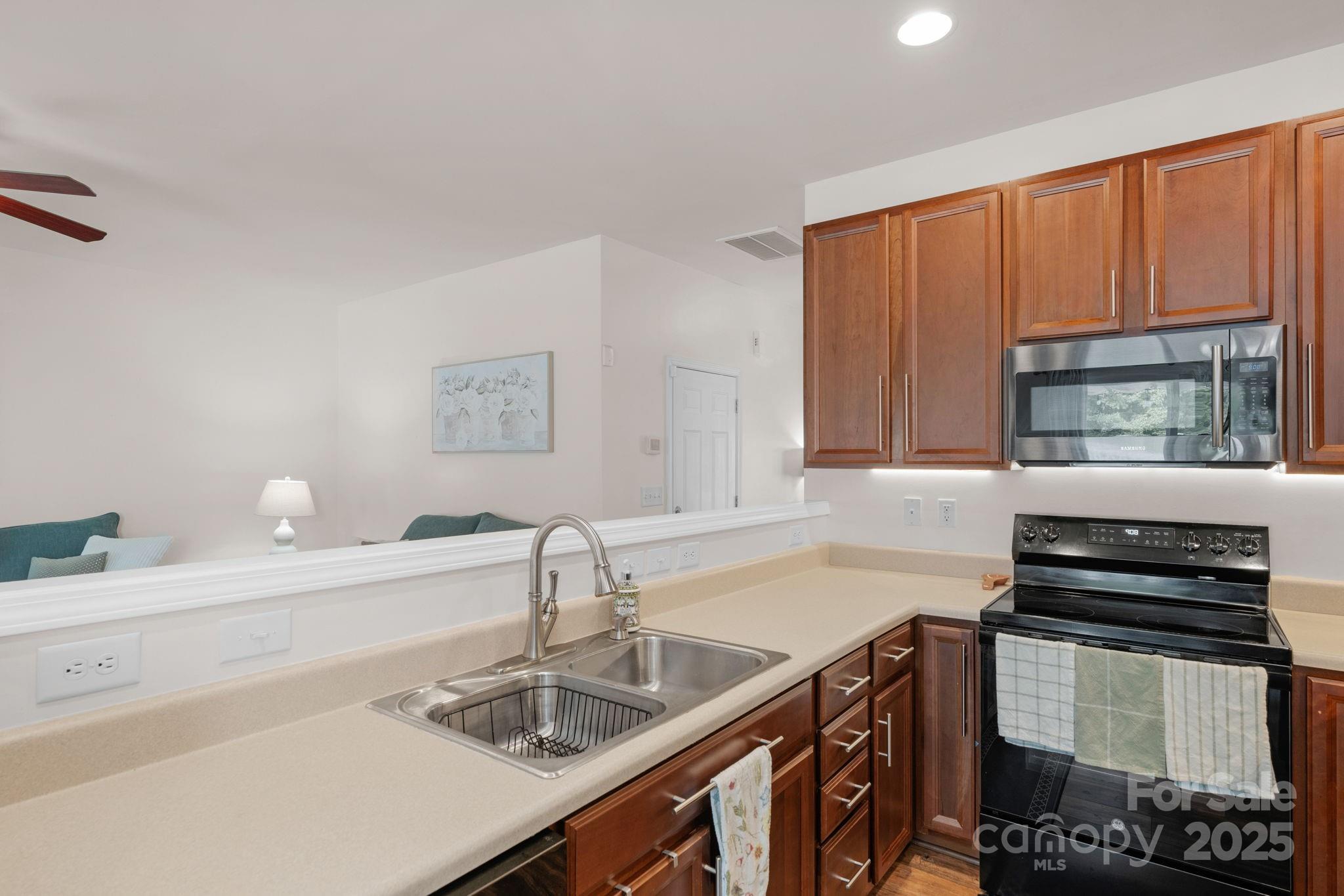 107 Azteca Drive Property Photo 22
