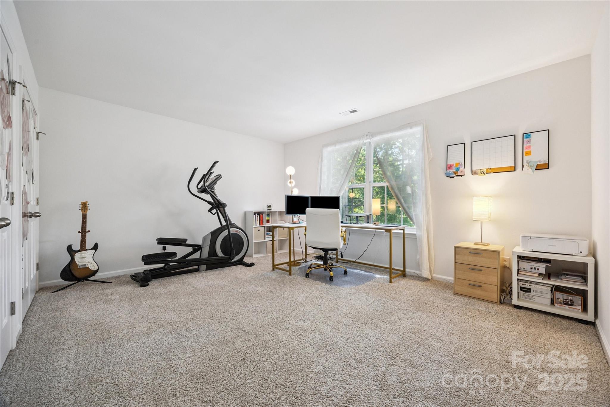 4033 Bamborough Drive Property Photo 20