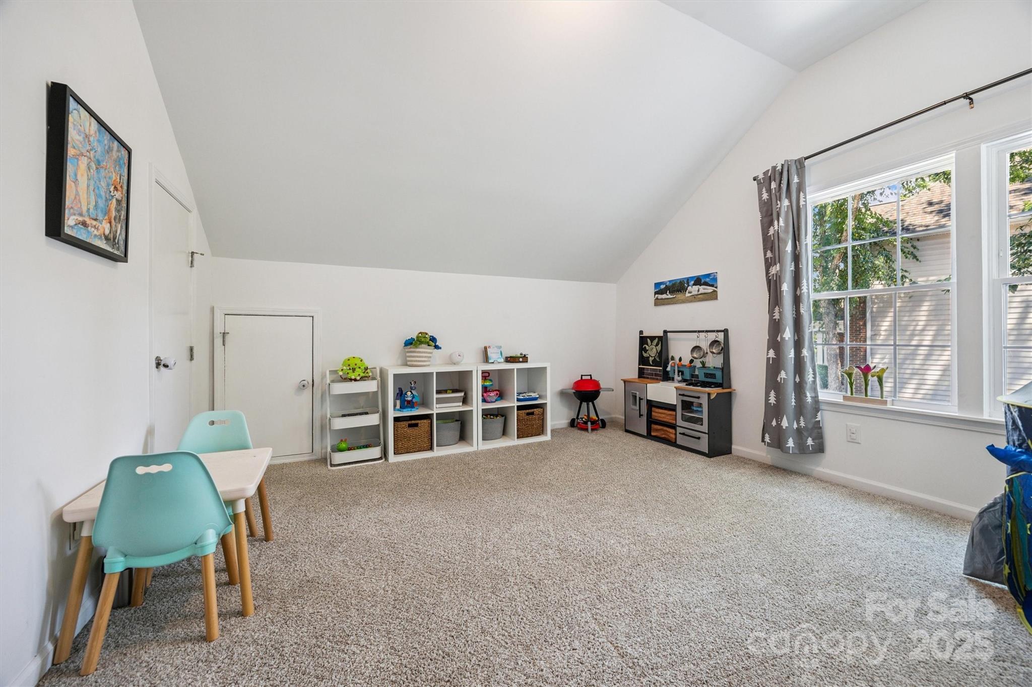 4033 Bamborough Drive Property Photo 26