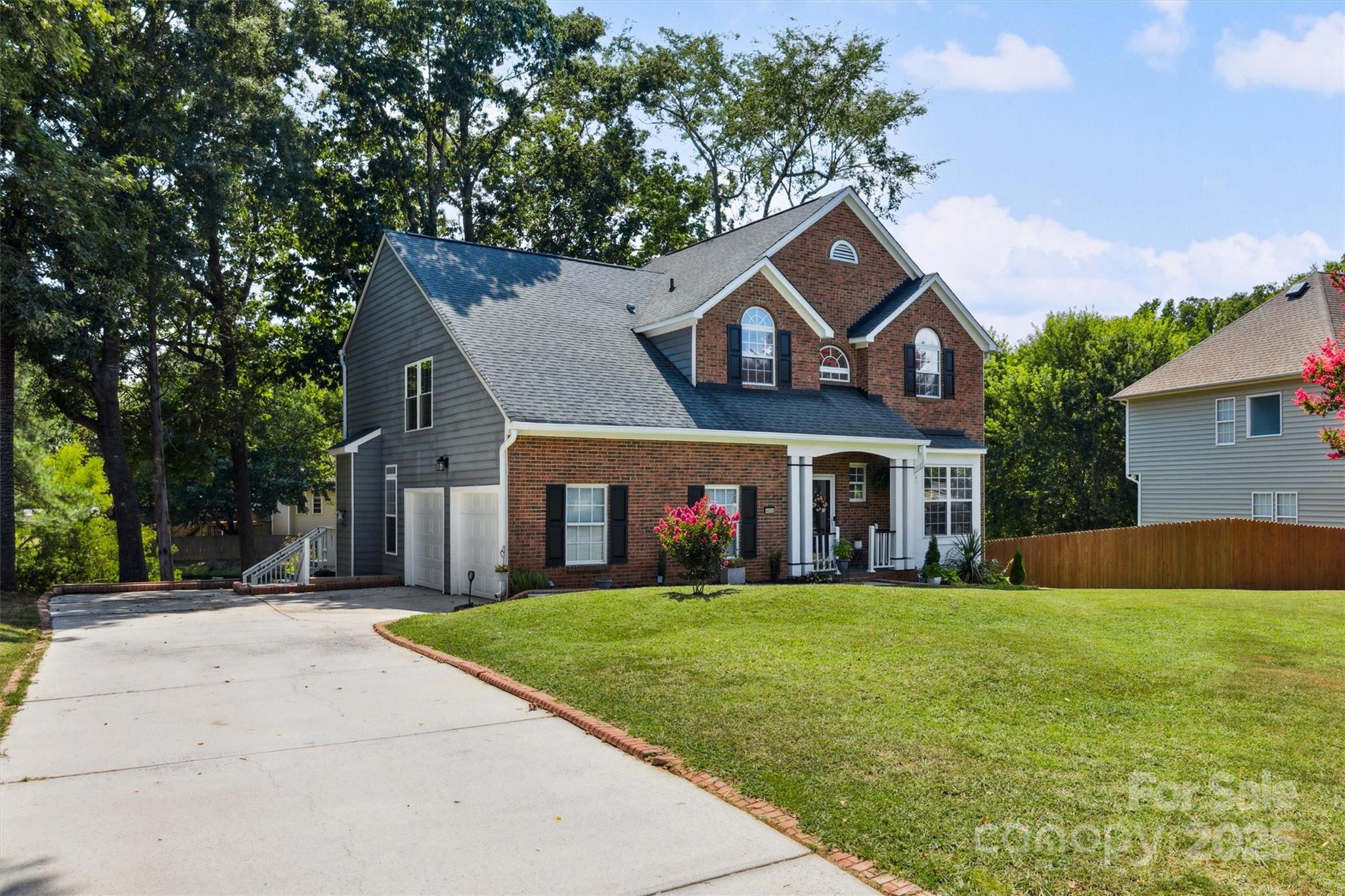 4033 Bamborough Drive Property Photo 35