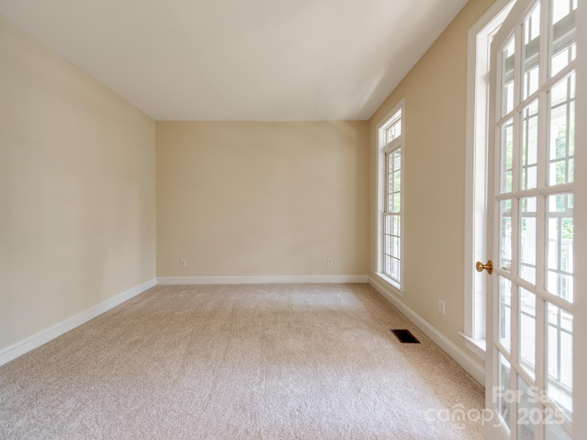 8600 Haydens Way Property Photo 9