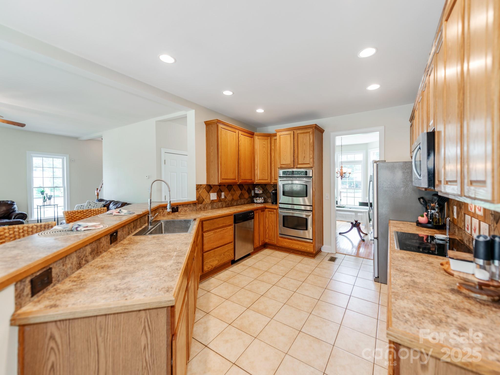 8600 Haydens Way Property Photo 17
