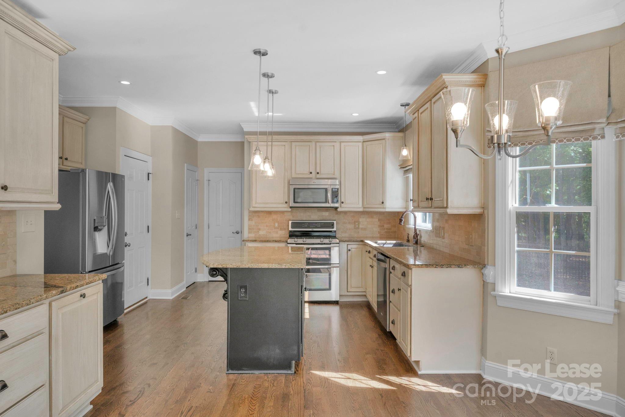 1202 Coachman Drive Property Photo 10