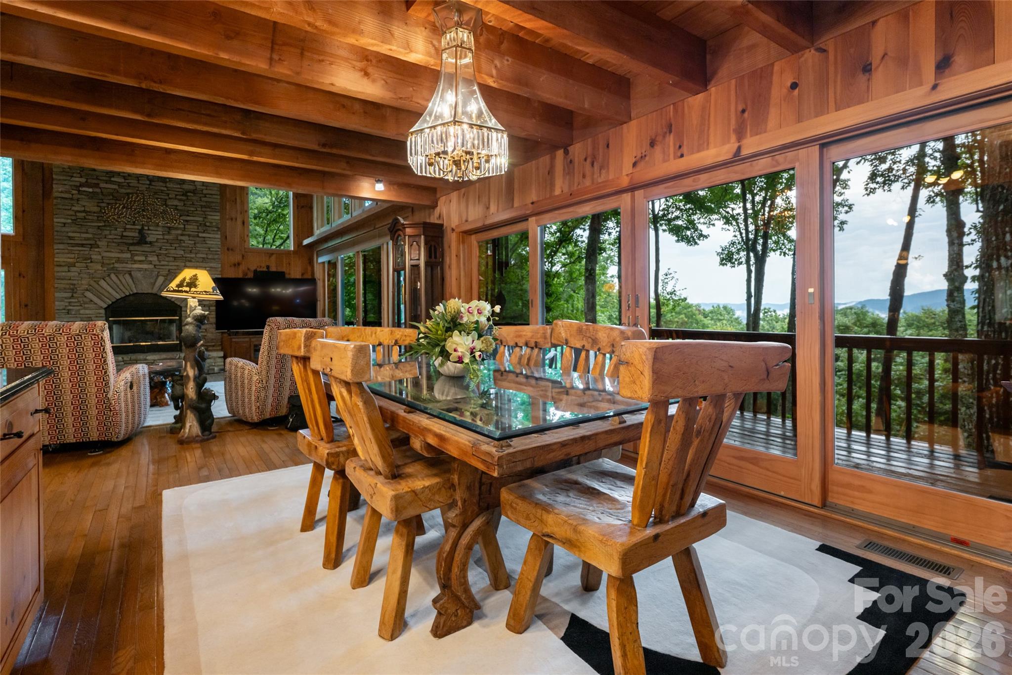 163 Tweetys Knoll Property Photo 17