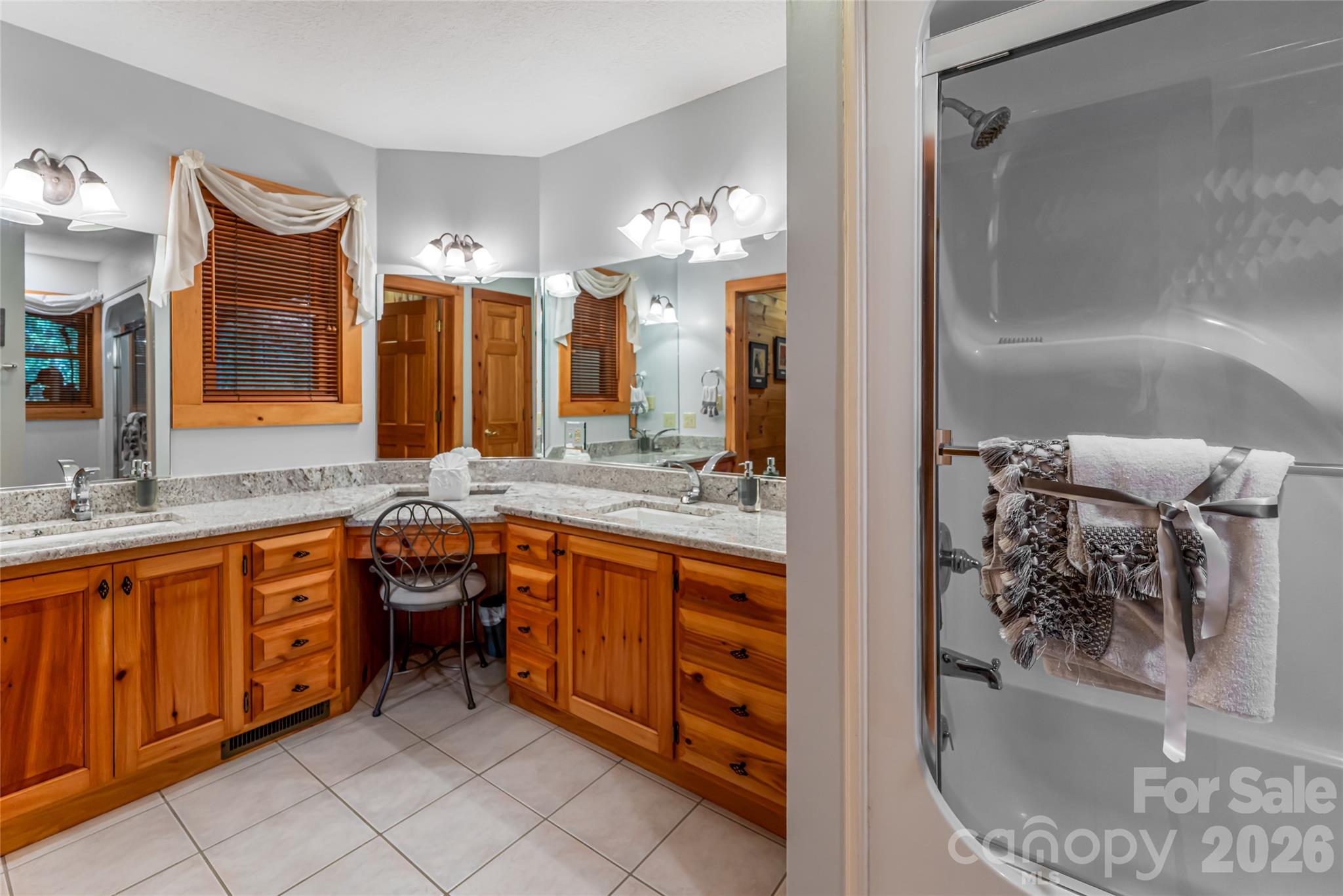163 Tweetys Knoll Property Photo 20