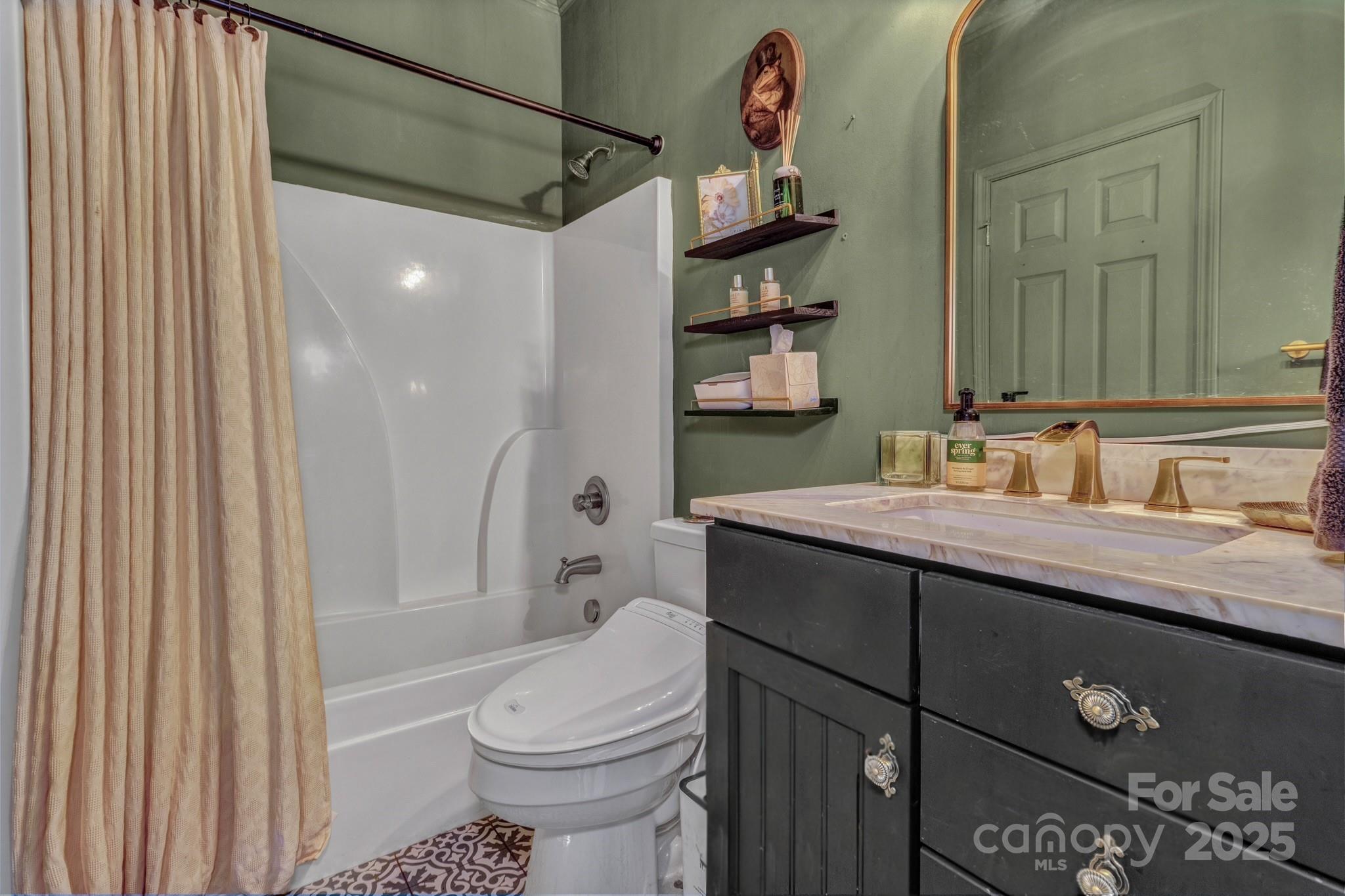 18 Glen Coe Drive Property Photo 20
