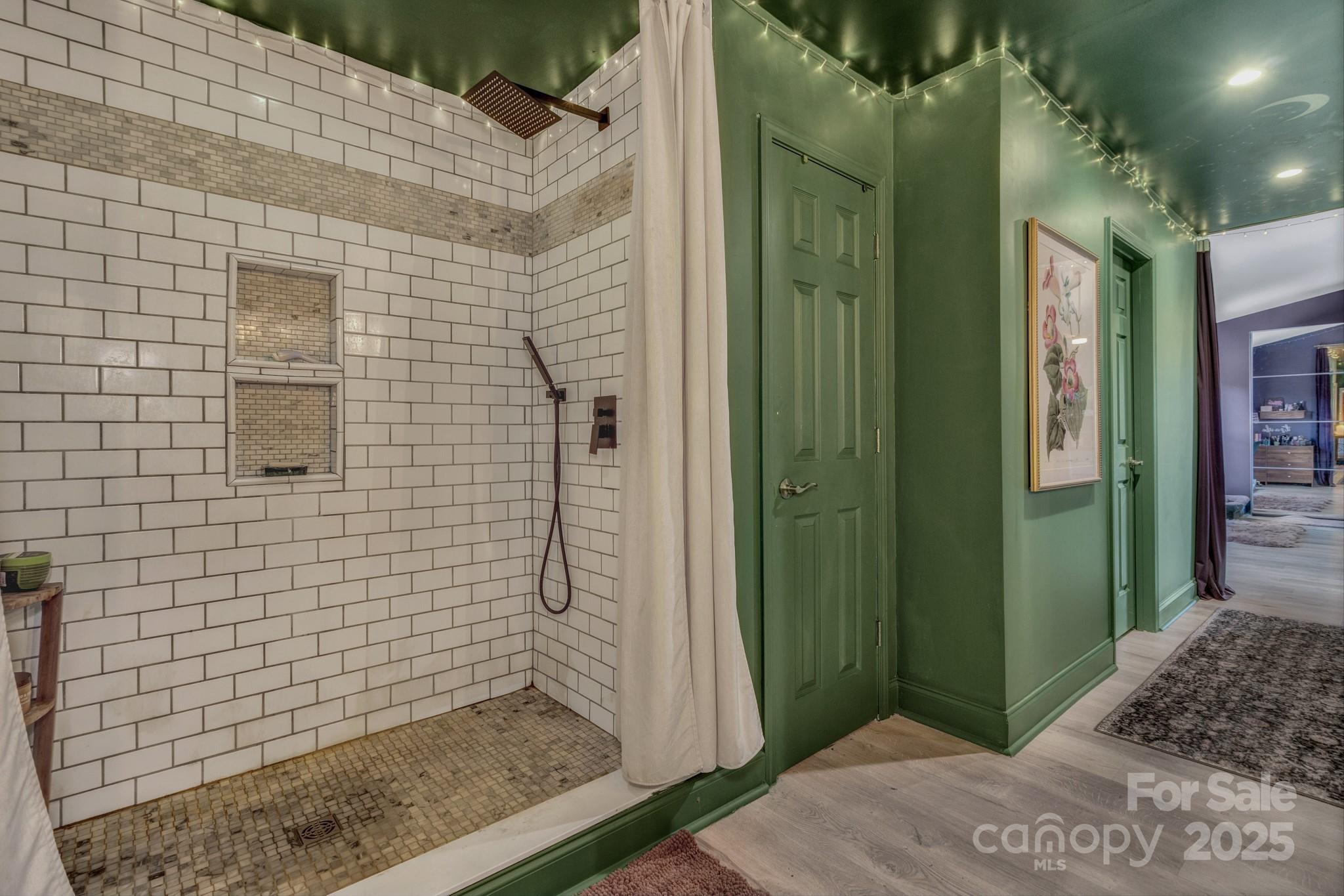 18 Glen Coe Drive Property Photo 31