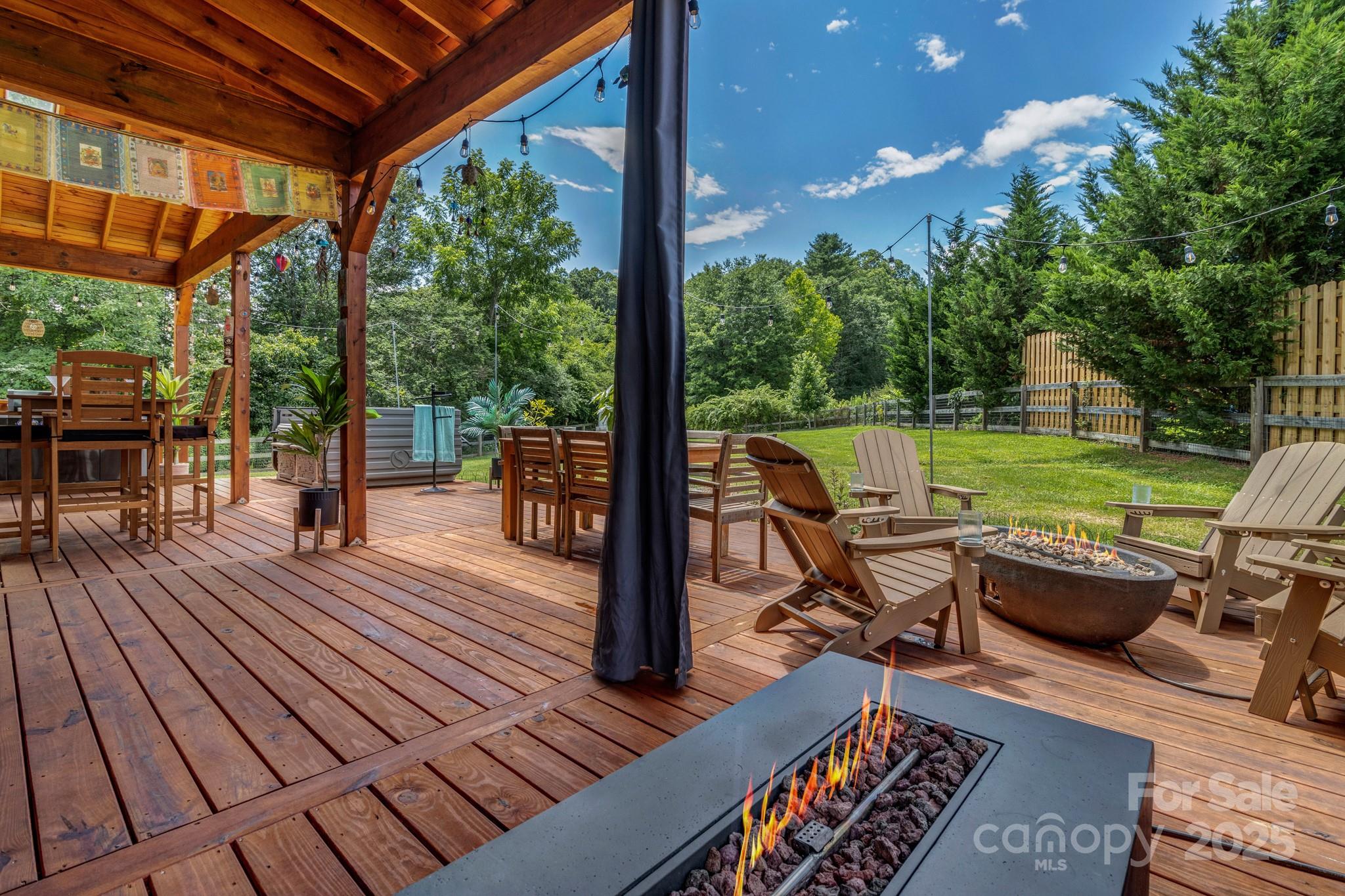 18 Glen Coe Drive Property Photo 42