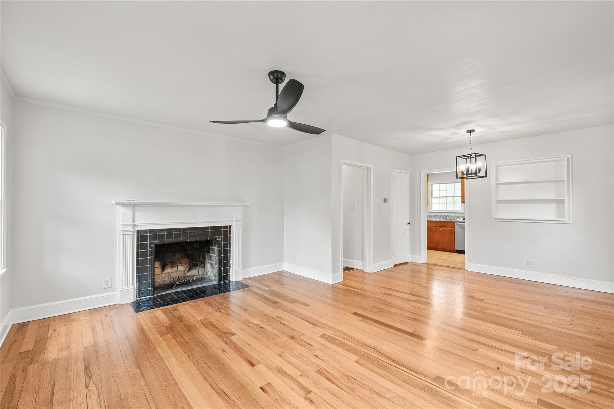 917 Sunnyside Avenue Property Photo 6