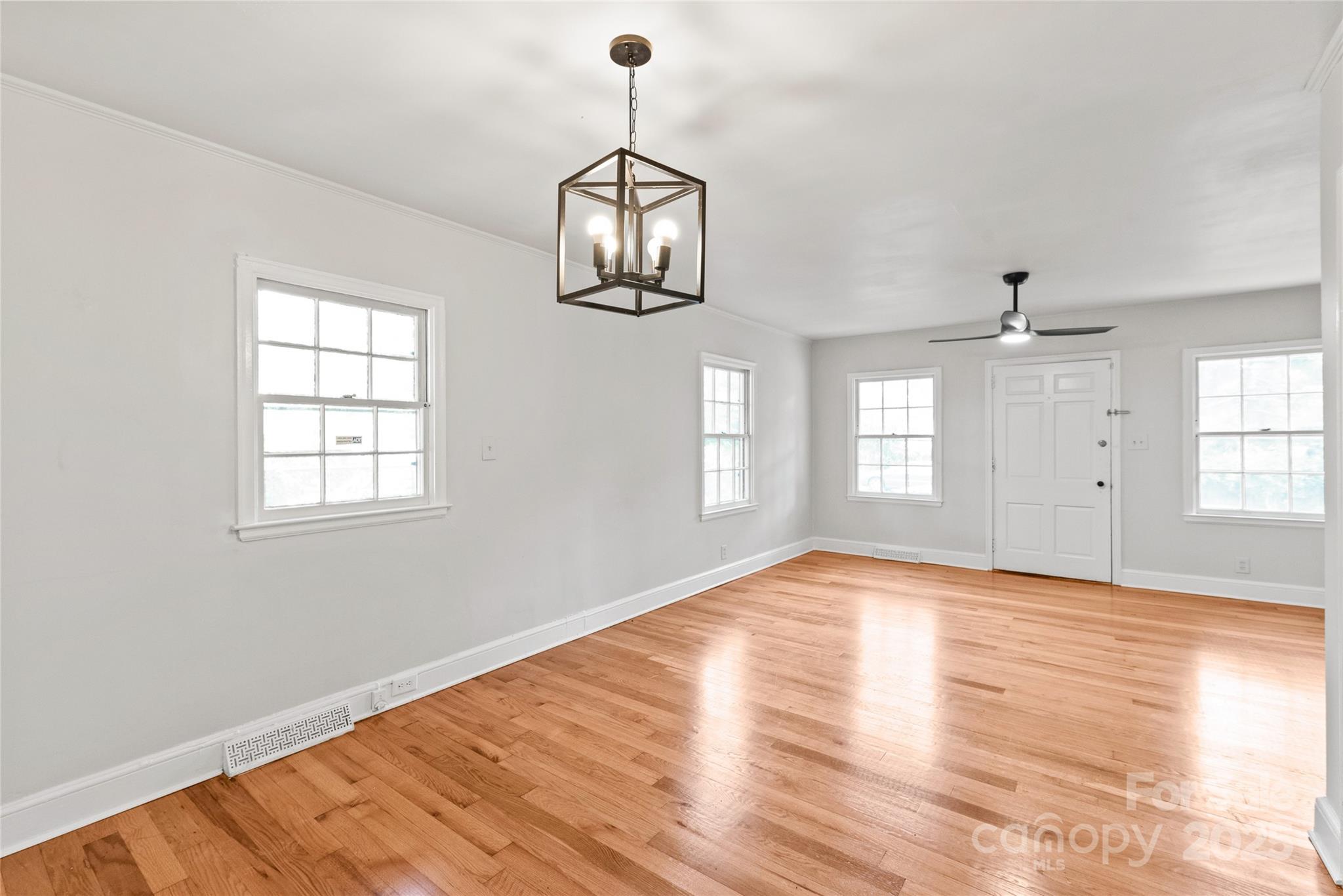 917 Sunnyside Avenue Property Photo 12
