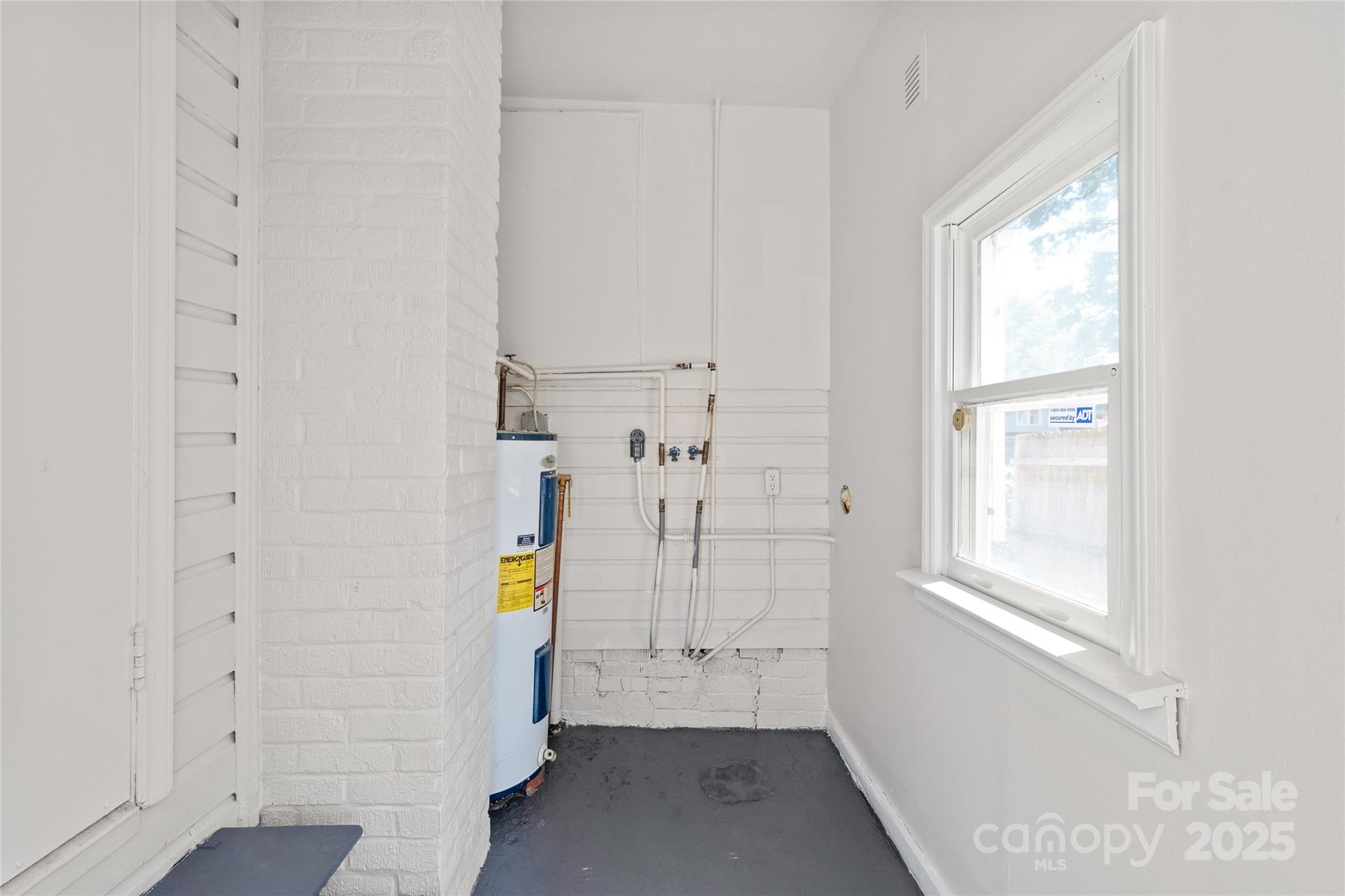 917 Sunnyside Avenue Property Photo 23