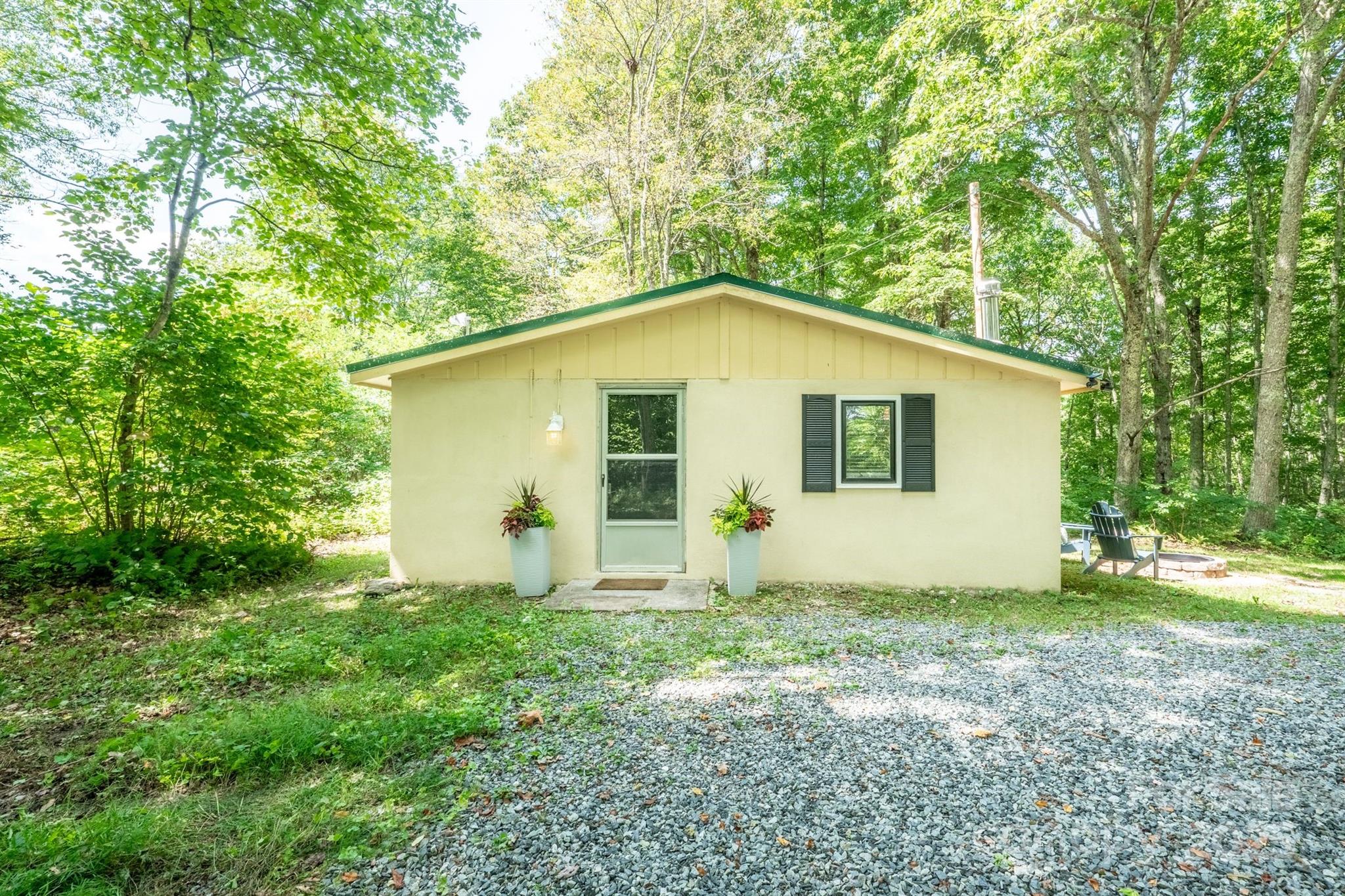 2777 Hickory Nut Gap Road Property Photo 20