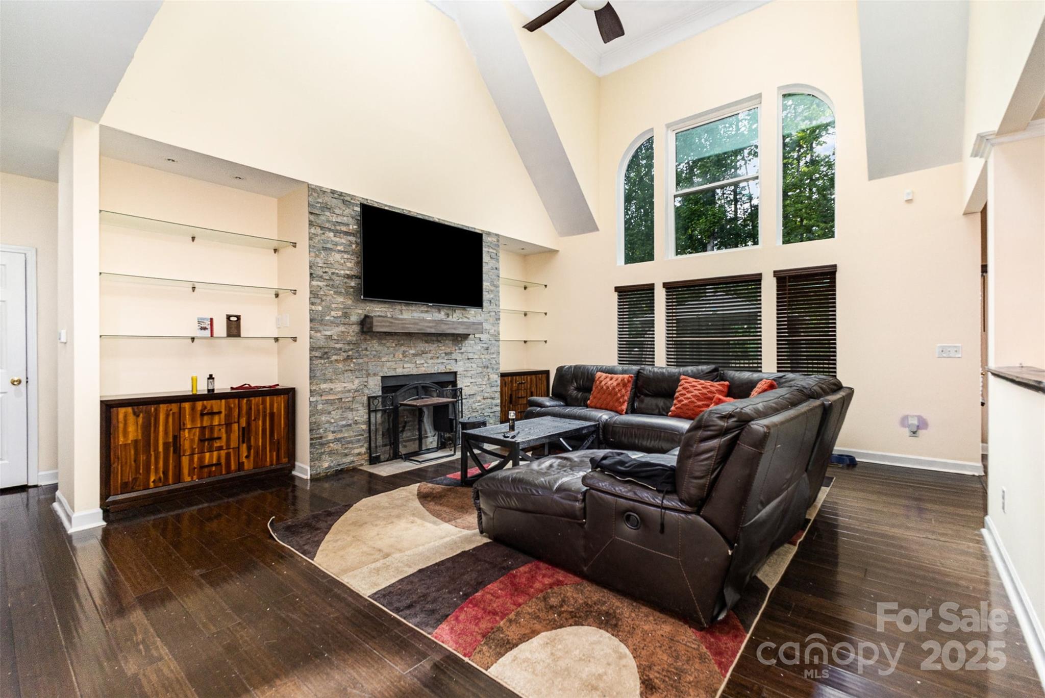 8615 Ferguson Road Property Photo 11