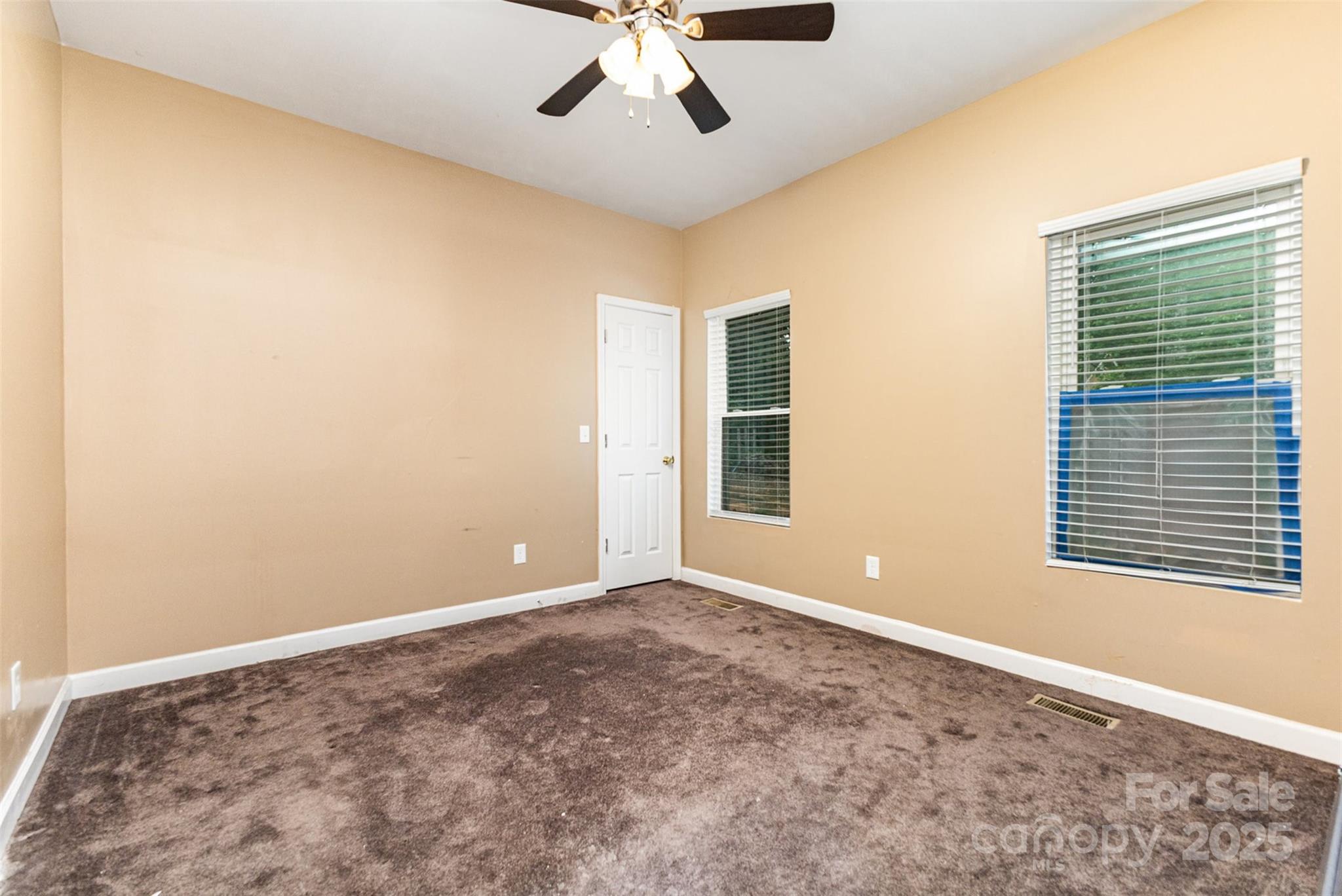 8615 Ferguson Road Property Photo 22