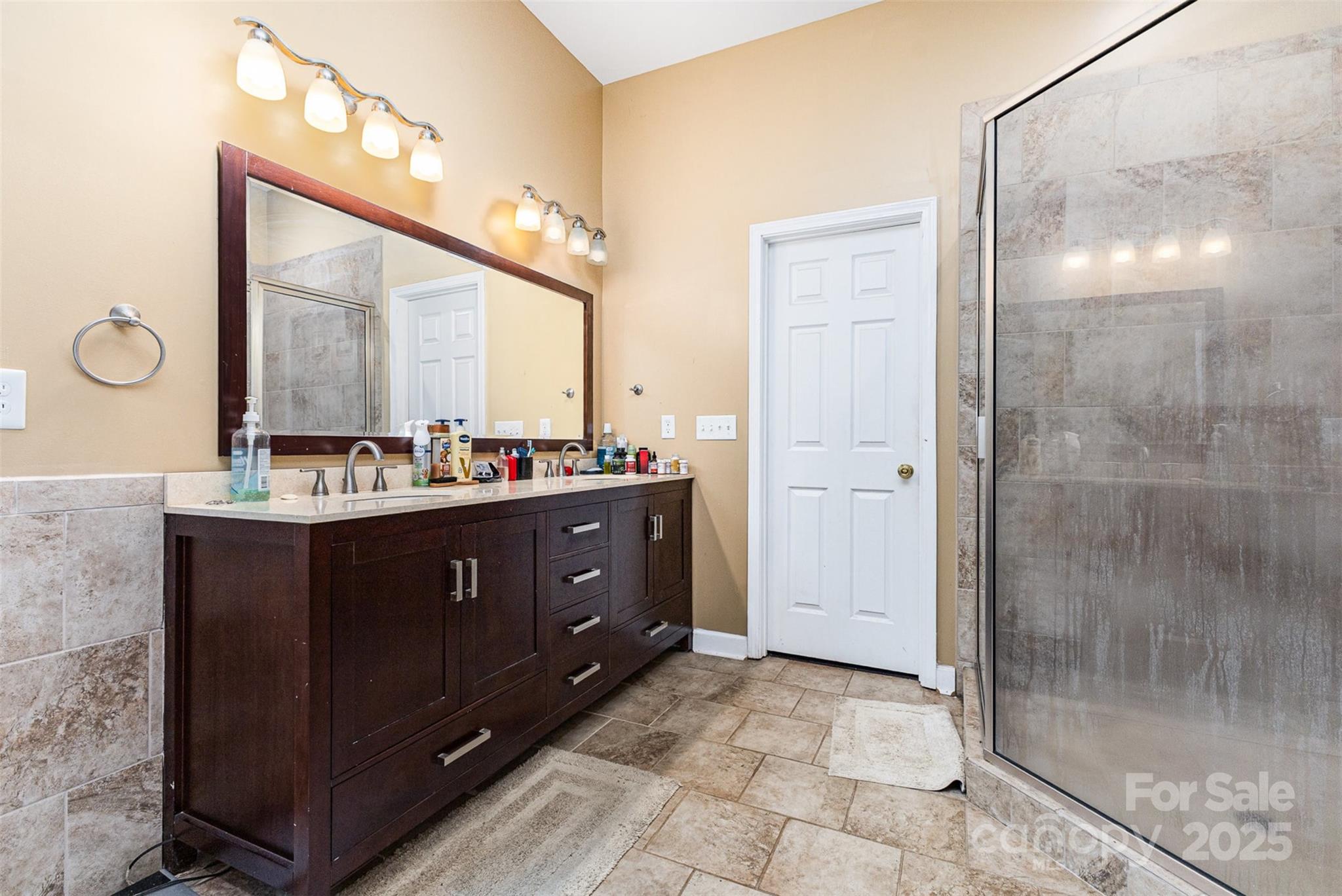 8615 Ferguson Road Property Photo 27